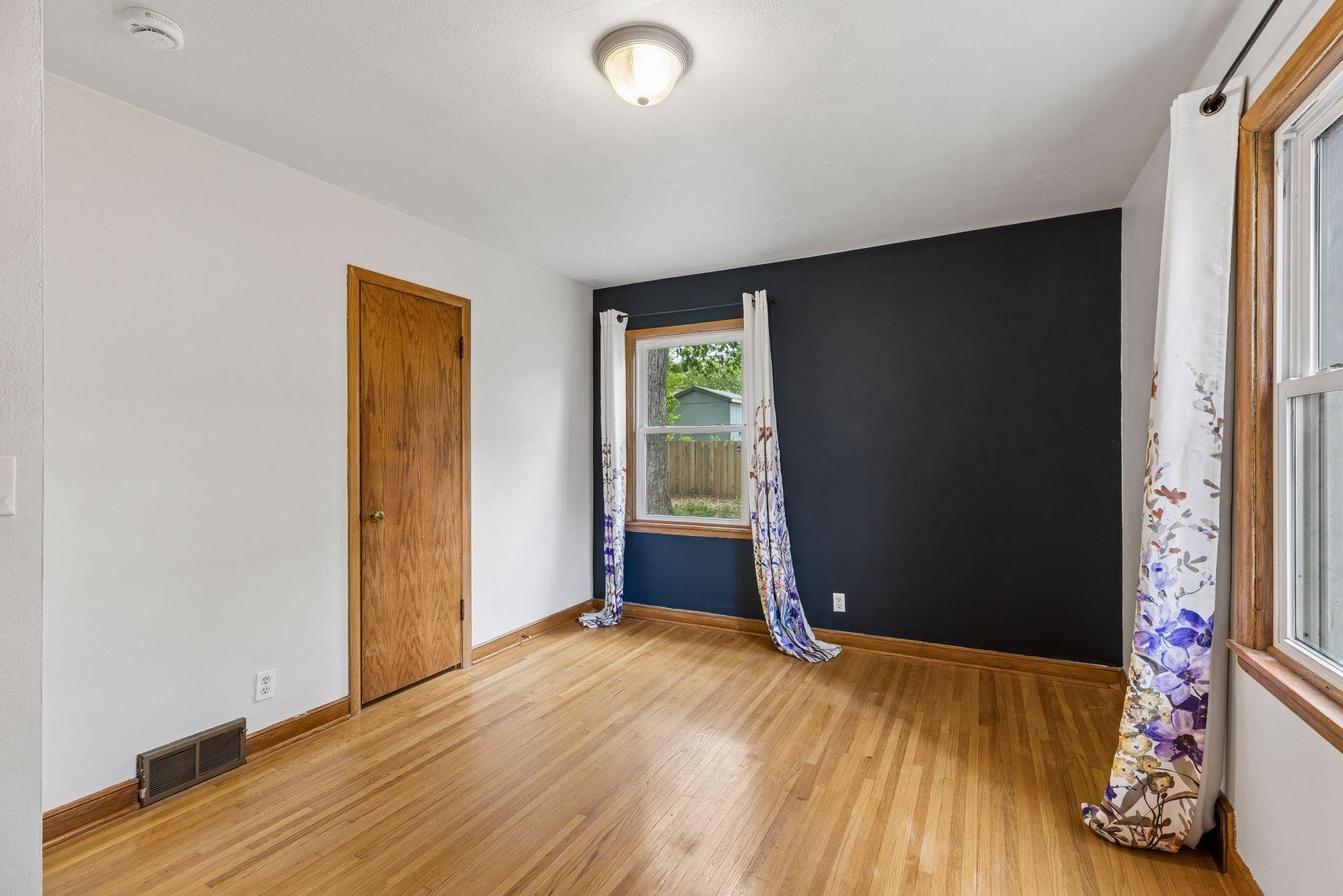 View of Residential at 1233 Maywood Street, Saint Paul MN 55117, Saint Paul (27 of 52) - Mike Wilen | Minnesota Team Real Estate