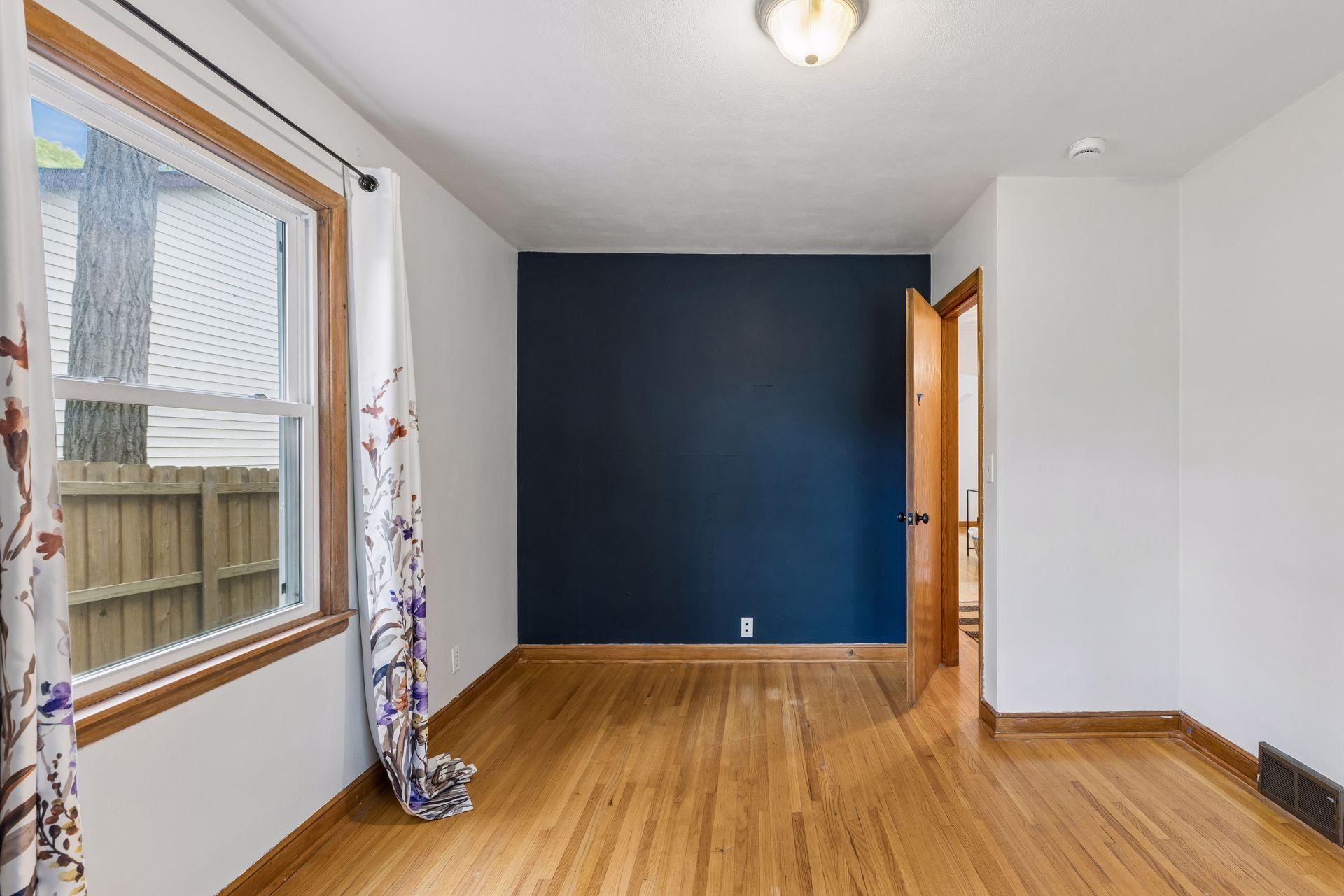 View of Residential at 1233 Maywood Street, Saint Paul MN 55117, Saint Paul (28 of 52) - Mike Wilen | Minnesota Team Real Estate