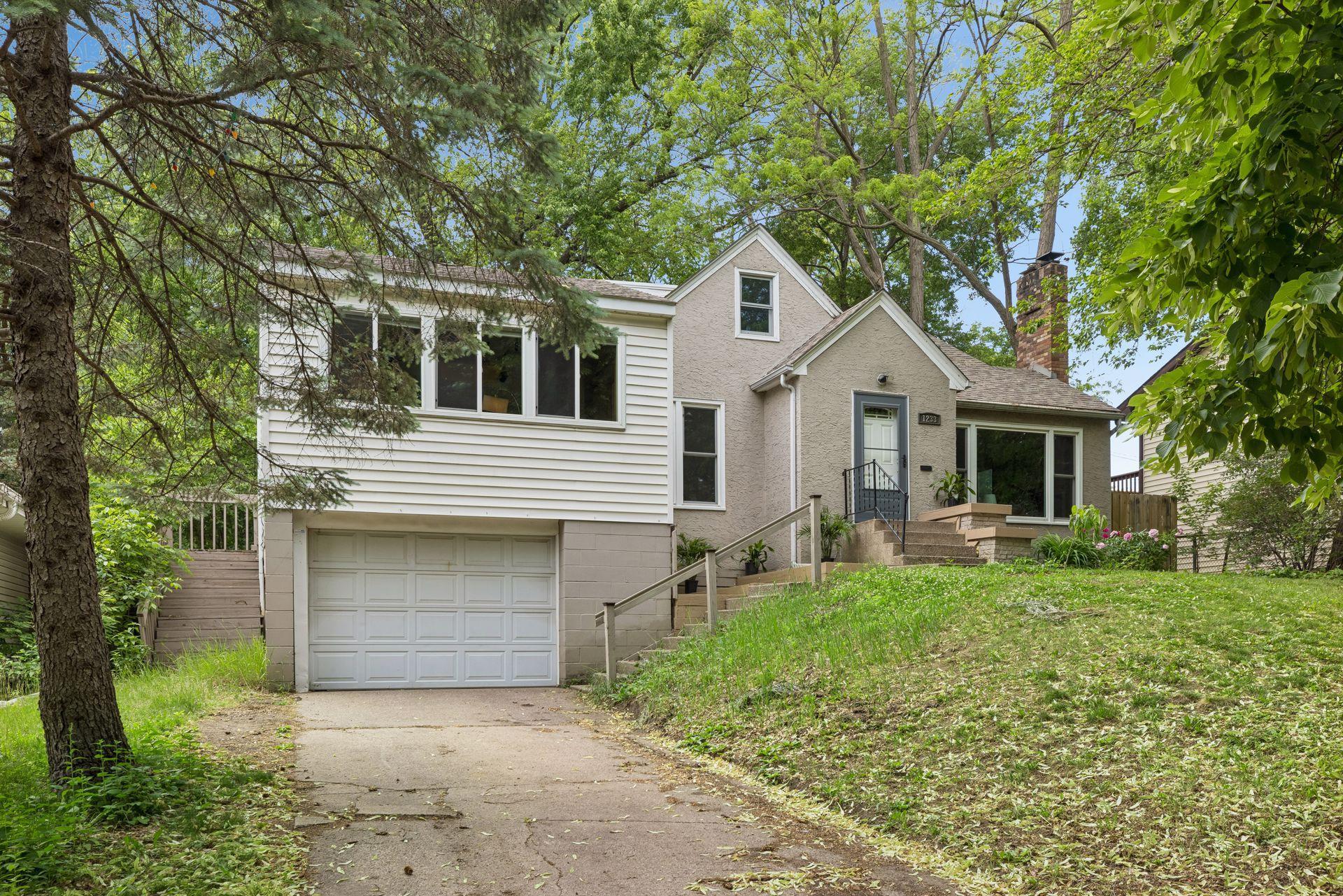 View of Single Family at 1233 Maywood Street, Saint Paul - Mike Wilen | Minnesota Team Real Estate