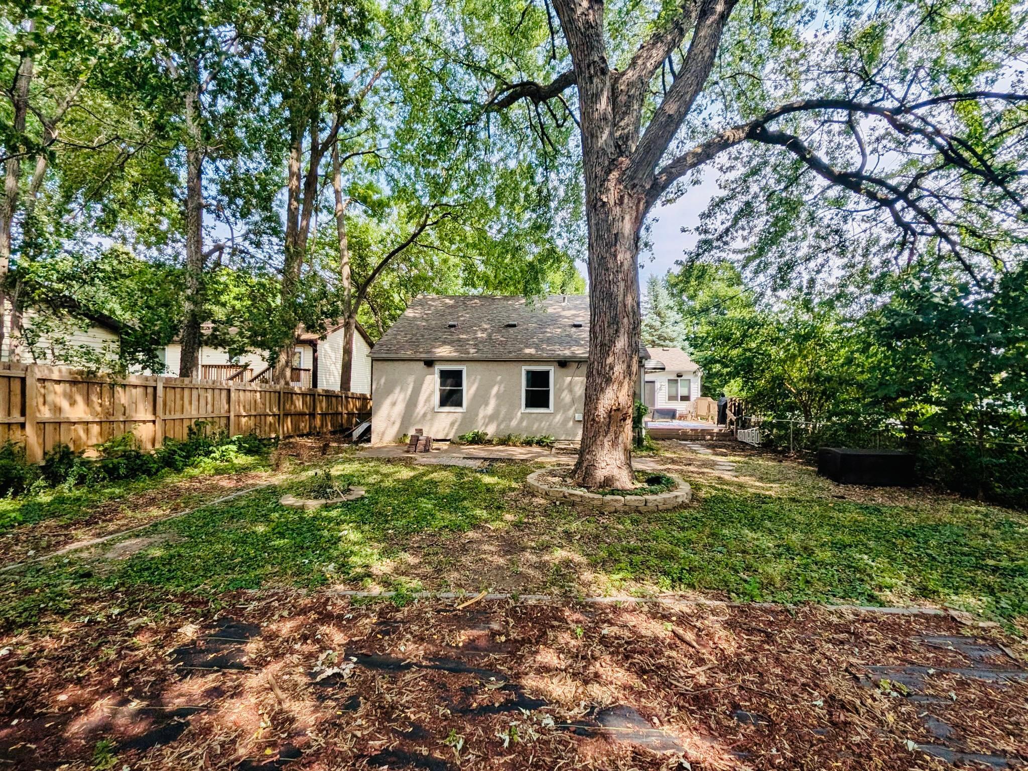 View of Residential at 1233 Maywood Street, Saint Paul MN 55117, Saint Paul (41 of 52) - Mike Wilen | Minnesota Team Real Estate