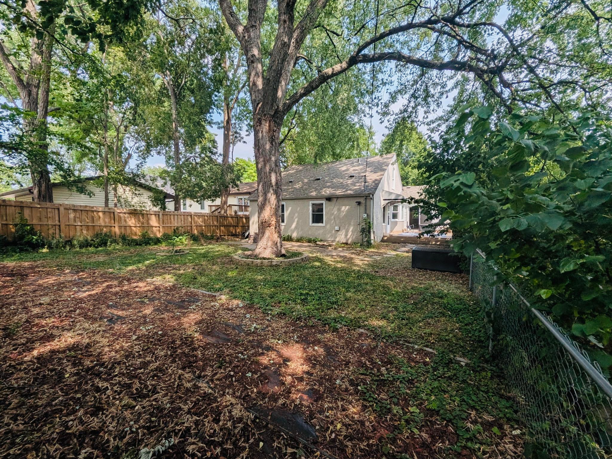 View of Residential at 1233 Maywood Street, Saint Paul MN 55117, Saint Paul (40 of 52) - Mike Wilen | Minnesota Team Real Estate