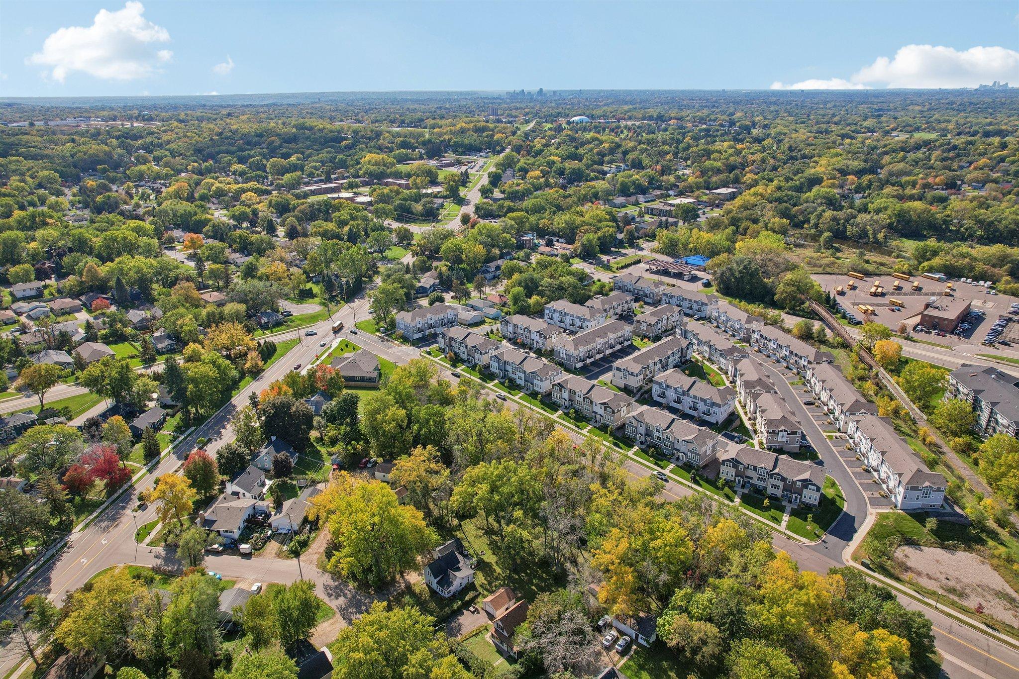 View of Residential at 2229 Oak Hill Place, North Saint Paul MN 55109, North Saint Paul (24 of 26) - Mike Wilen | Minnesota Team Real Estate