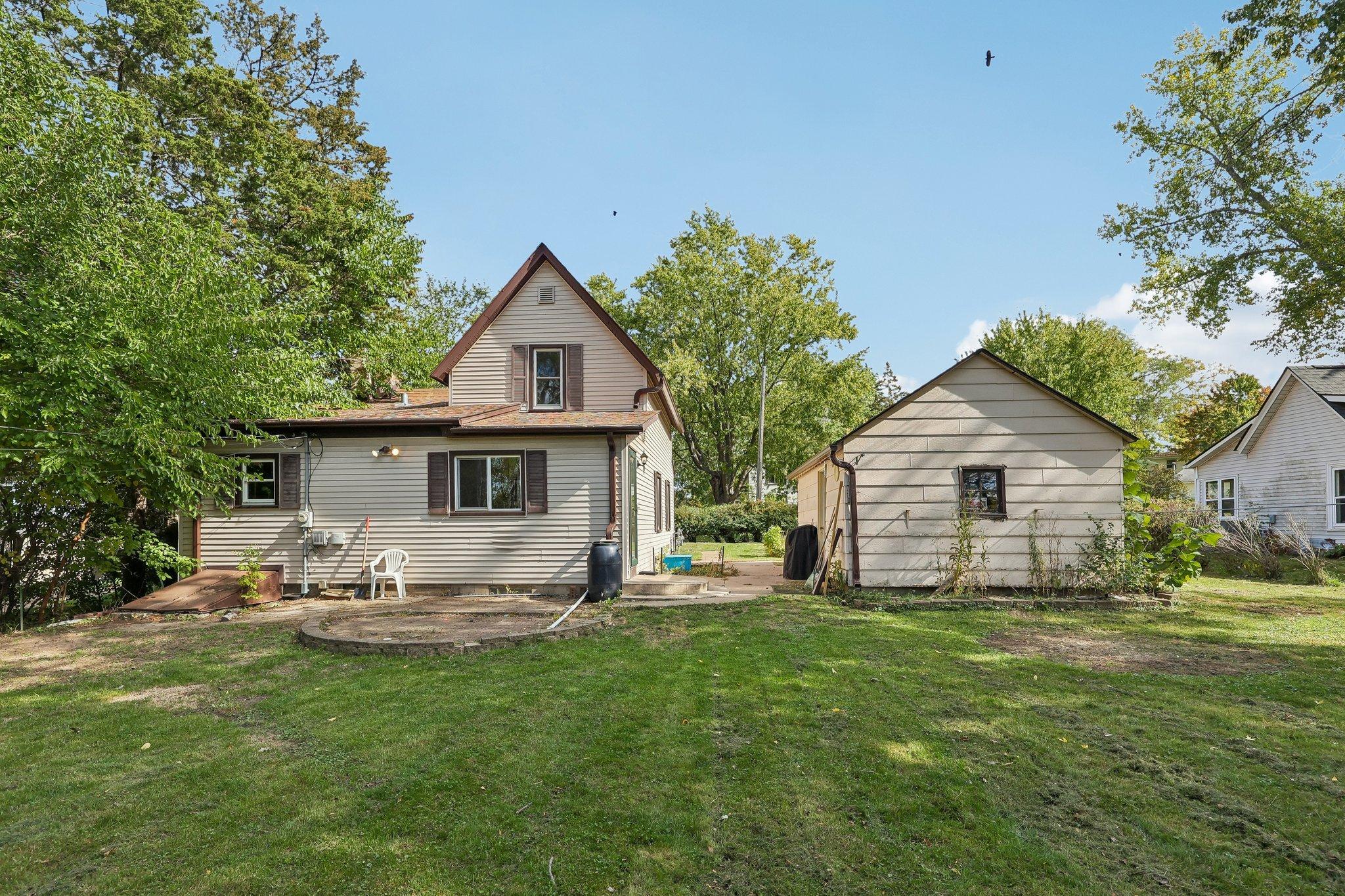 View of Residential at 2229 Oak Hill Place, North Saint Paul MN 55109, North Saint Paul (19 of 26) - Mike Wilen | Minnesota Team Real Estate