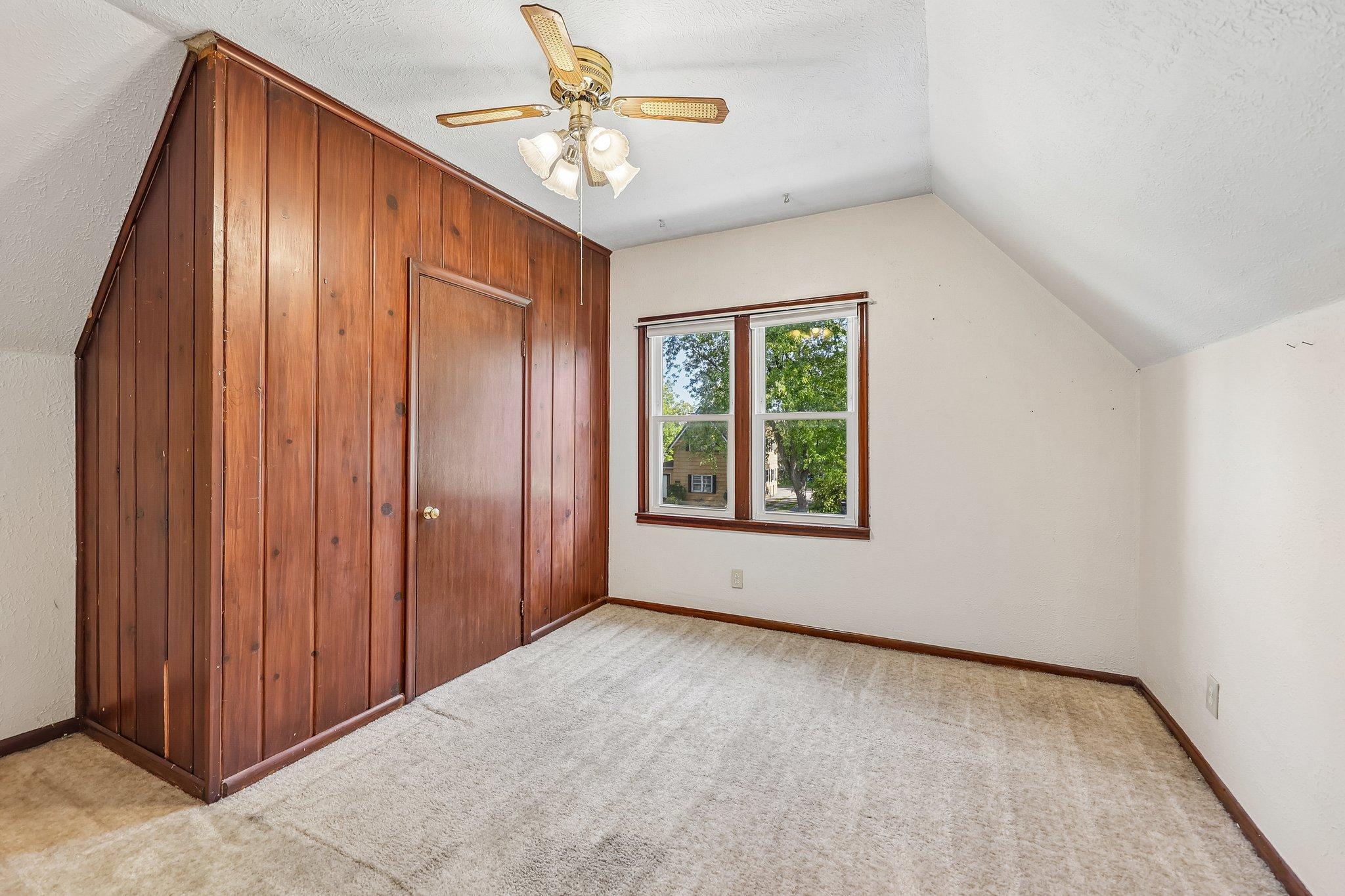 View of Residential at 2229 Oak Hill Place, North Saint Paul MN 55109, North Saint Paul (16 of 26) - Mike Wilen | Minnesota Team Real Estate