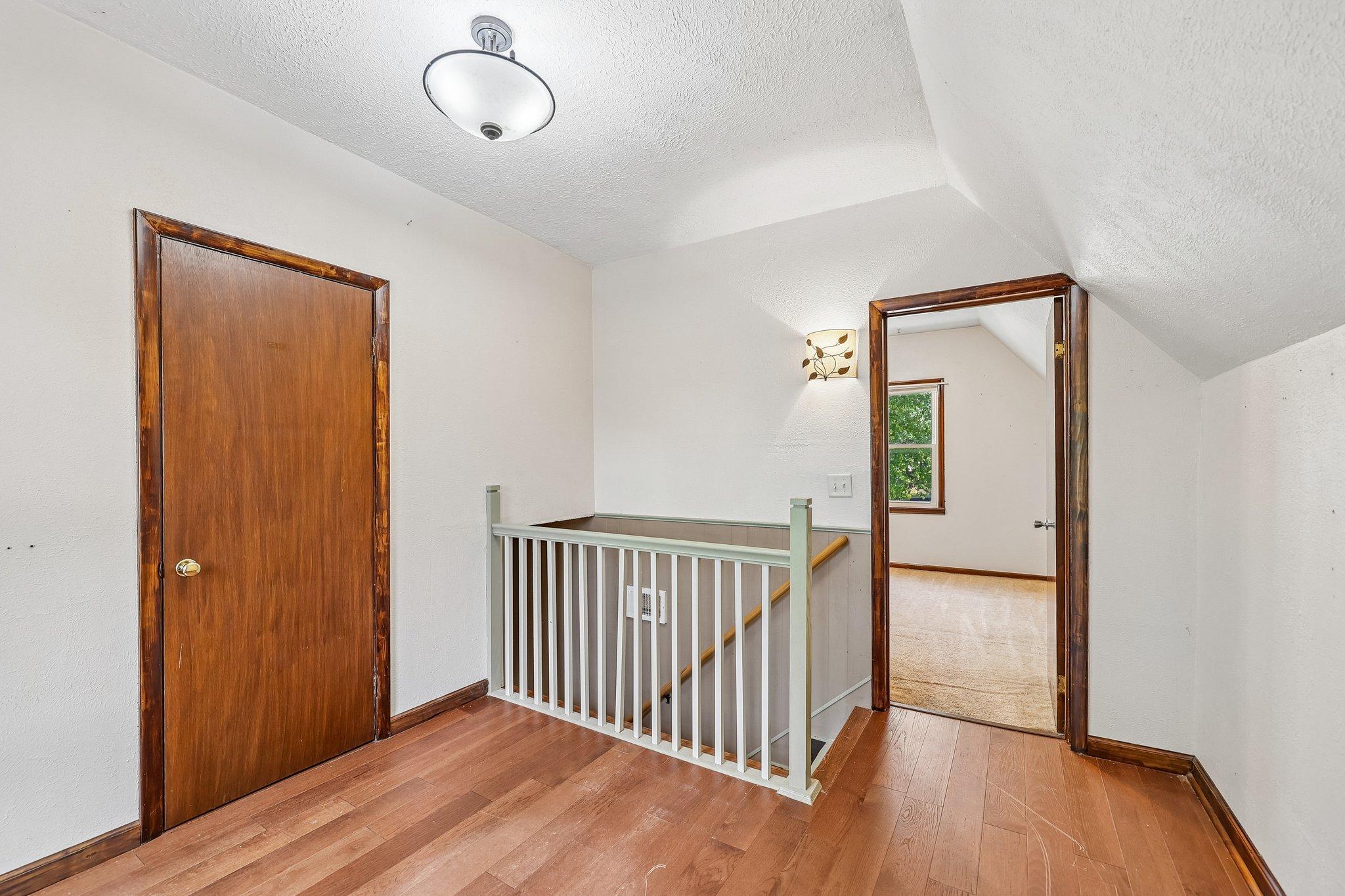 View of Residential at 2229 Oak Hill Place, North Saint Paul MN 55109, North Saint Paul (15 of 26) - Mike Wilen | Minnesota Team Real Estate