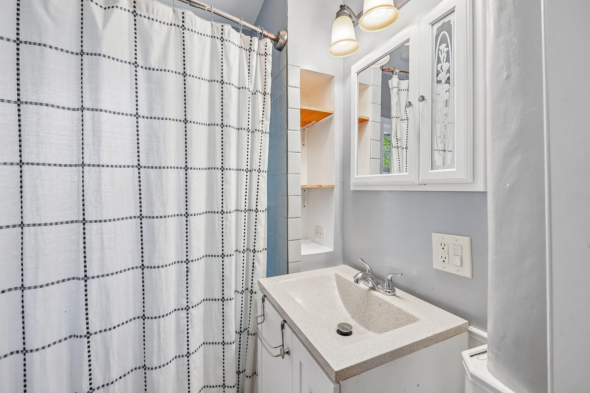 View of Residential at 2229 Oak Hill Place, North Saint Paul MN 55109, North Saint Paul (12 of 26) - Mike Wilen | Minnesota Team Real Estate