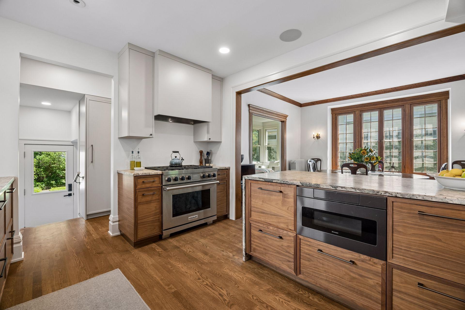 View of Residential at 2432 24th Street, Minneapolis MN 55405, Minneapolis (15 of 51) - Mike Wilen | Minnesota Team Real Estate