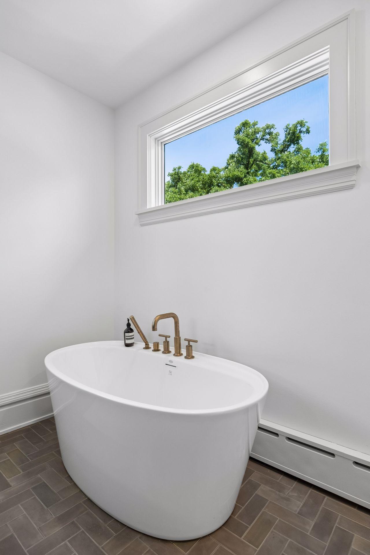 View of Residential at 2432 24th Street, Minneapolis MN 55405, Minneapolis (31 of 51) - Mike Wilen | Minnesota Team Real Estate