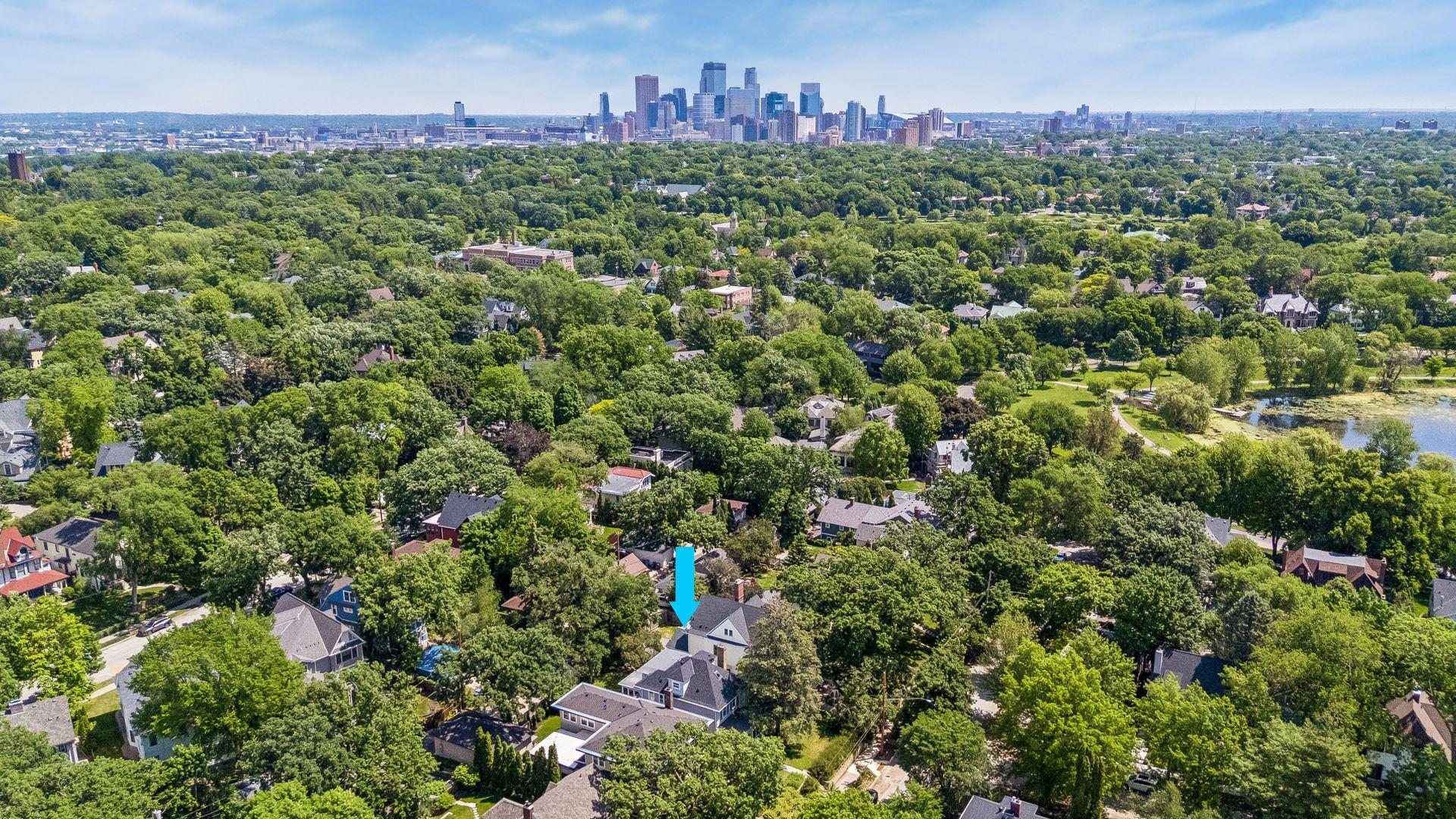 View of Residential at 2432 24th Street, Minneapolis MN 55405, Minneapolis (39 of 51) - Mike Wilen | Minnesota Team Real Estate