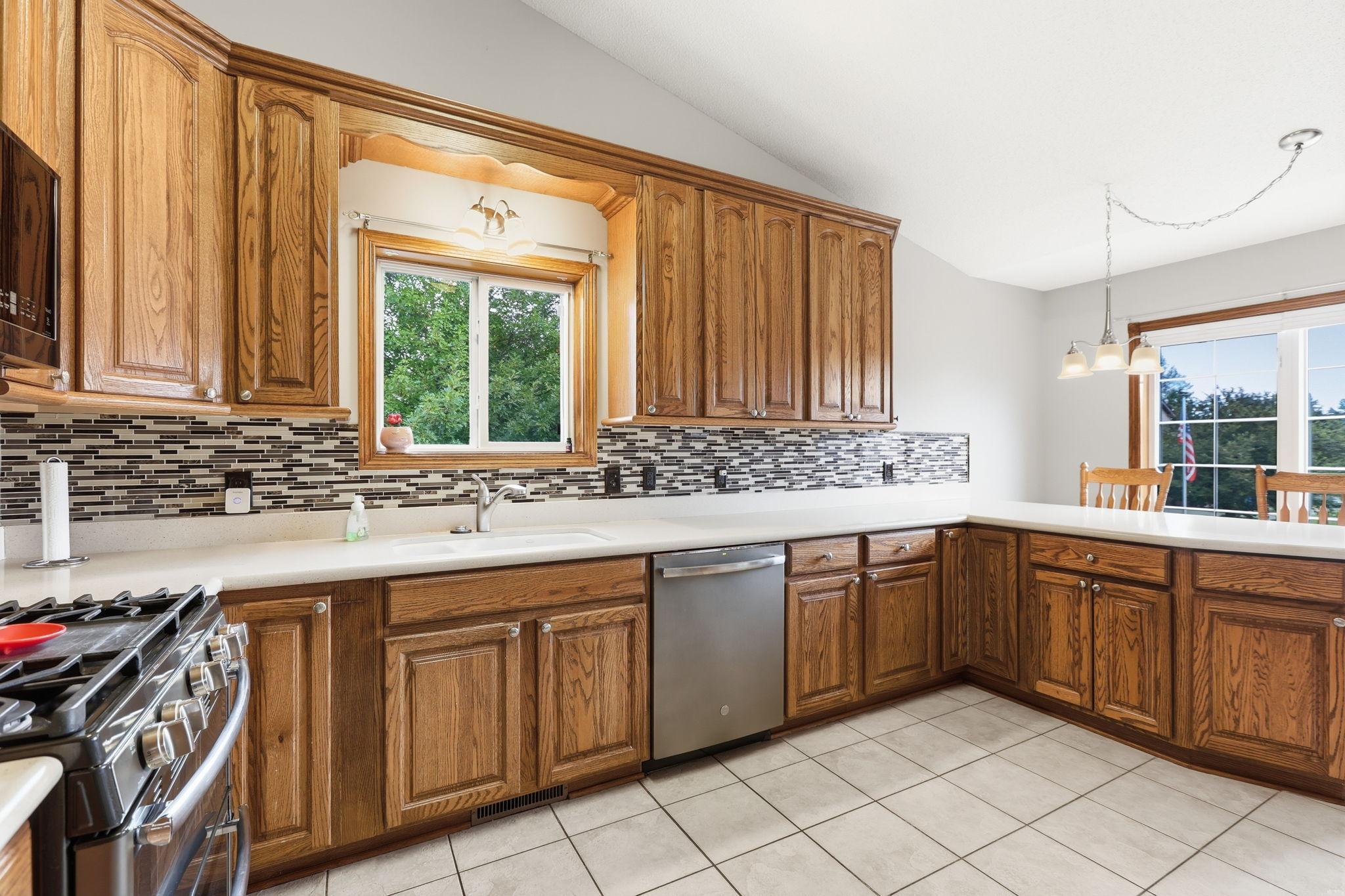View of Residential at 500 Maple Knoll Way, Saint Michael MN 55376, Saint Michael (11 of 36) - Mike Wilen | Minnesota Team Real Estate