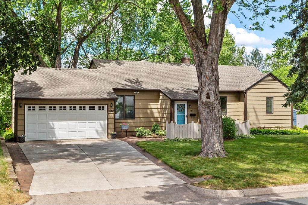 View of Residential at 1642 Edgewood Avenue, Saint Louis Park MN 55426, Saint Louis Park (27 of 28) - Mike Wilen | Minnesota Team Real Estate