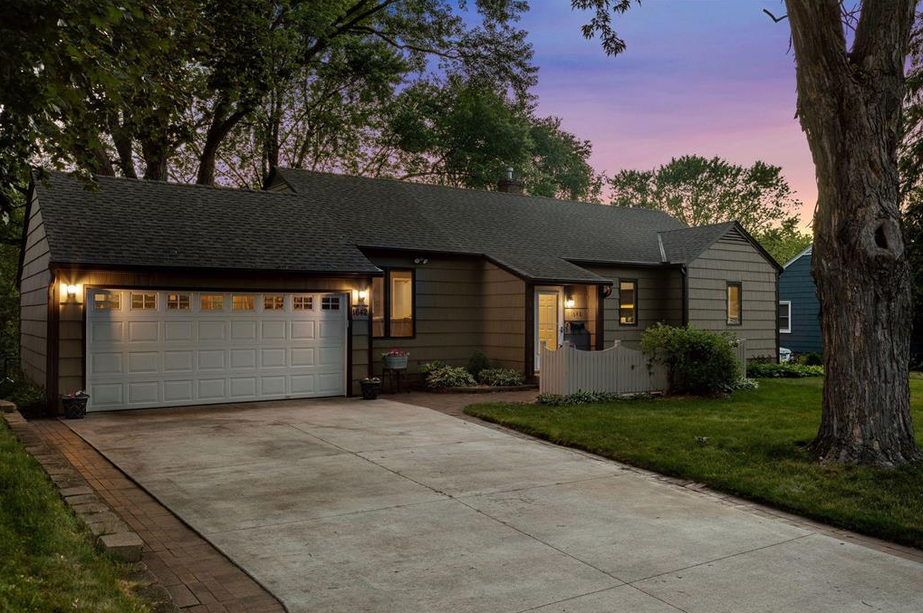 View of Residential at 1642 Edgewood Avenue, Saint Louis Park MN 55426, Saint Louis Park (28 of 28) - Mike Wilen | Minnesota Team Real Estate