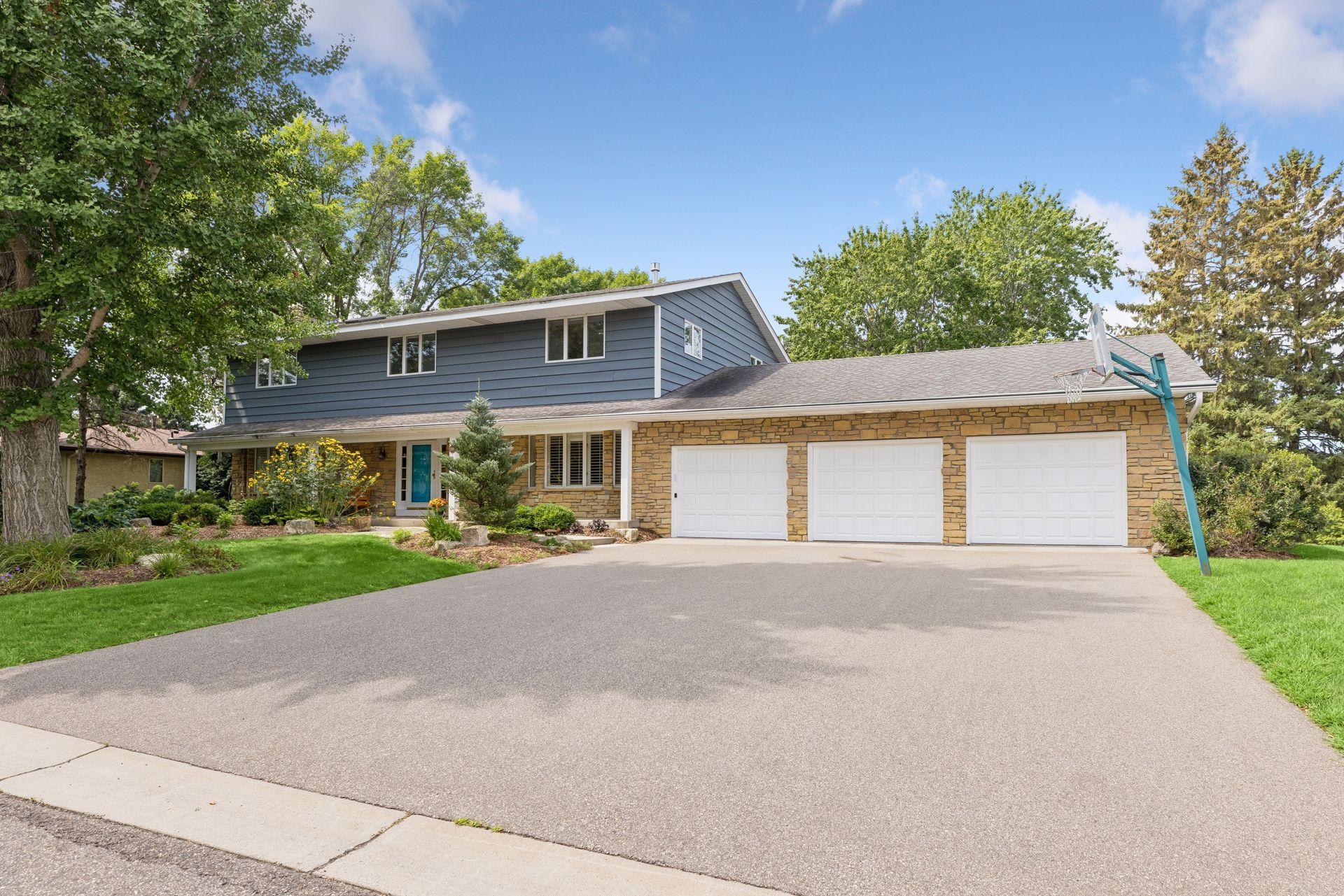 View of Single Family at 1355 Medora Road, Mendota Heights - Mike Wilen | Minnesota Team Real Estate