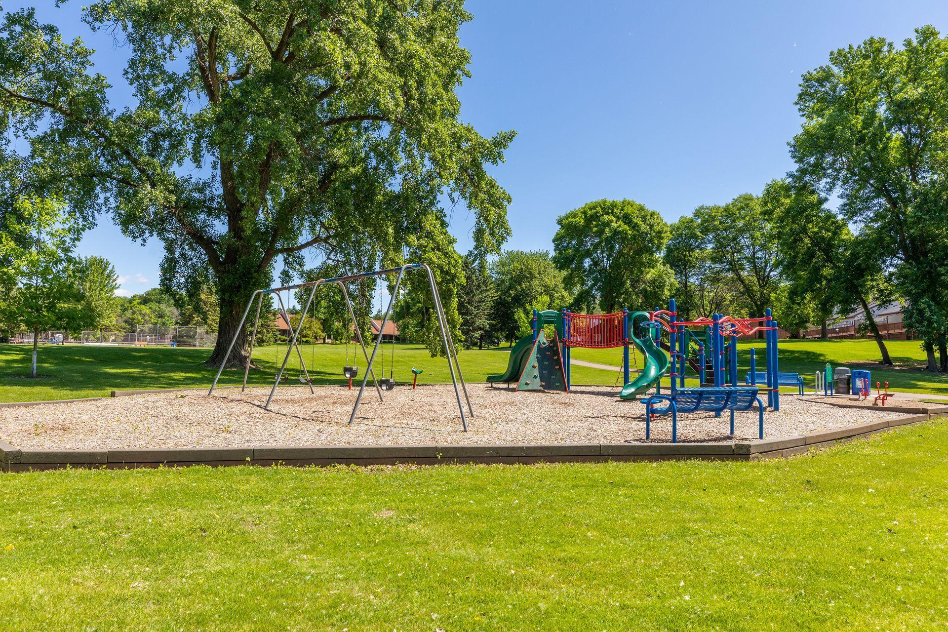 View of Residential at 1355 Medora Road, Mendota Heights MN 55118, Mendota Heights (54 of 57) - Mike Wilen | Minnesota Team Real Estate