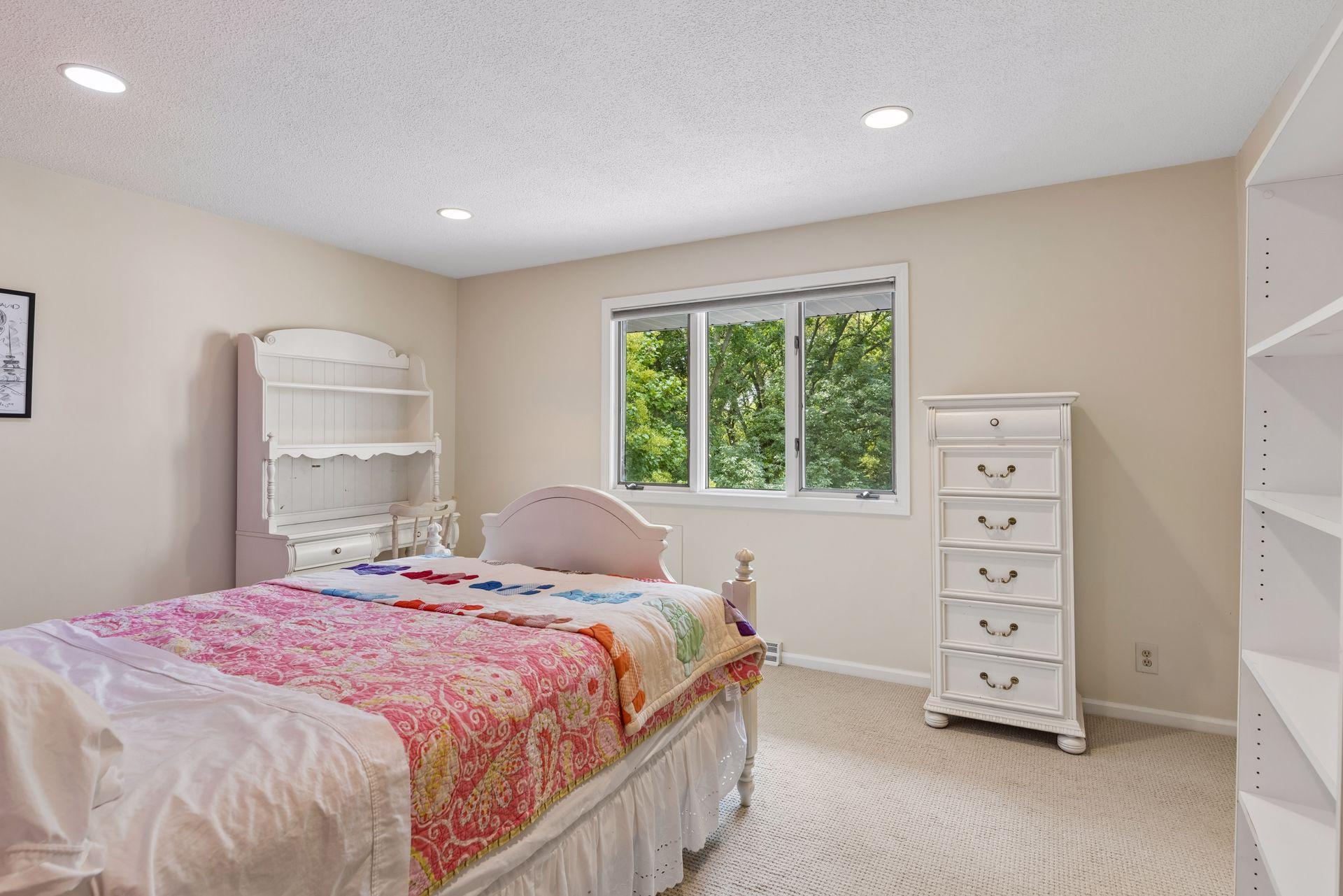 View of Residential at 1355 Medora Road, Mendota Heights MN 55118, Mendota Heights (27 of 57) - Mike Wilen | Minnesota Team Real Estate