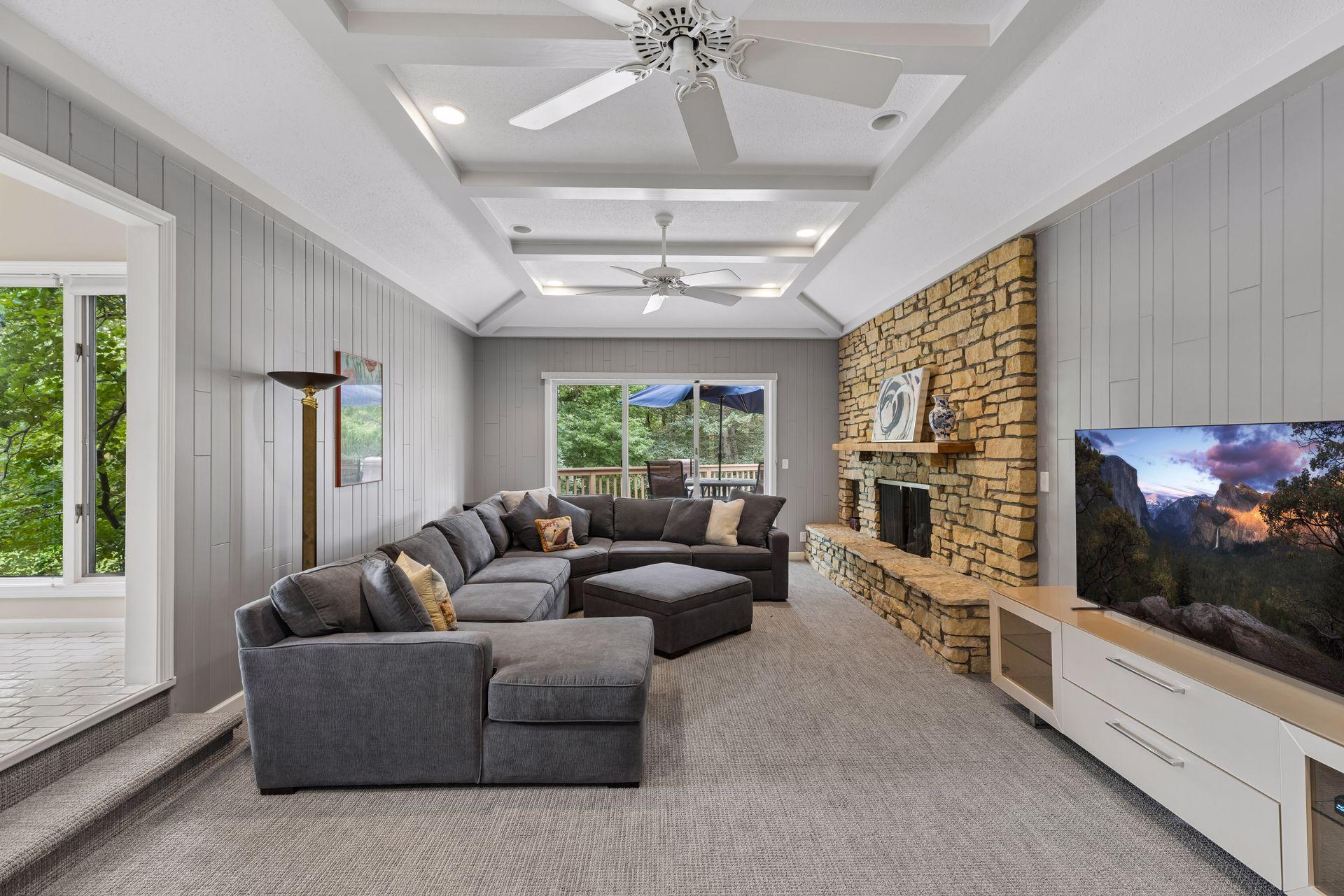 View of Residential at 1355 Medora Road, Mendota Heights MN 55118, Mendota Heights (10 of 57) - Mike Wilen | Minnesota Team Real Estate