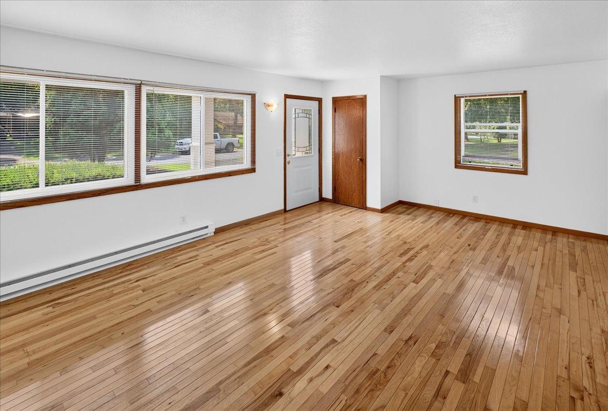 View of Residential Income at 25640 Wild Rose Lane, Shorewood MN 55331, Shorewood (29 of 46) - Mike Wilen | Minnesota Team Real Estate