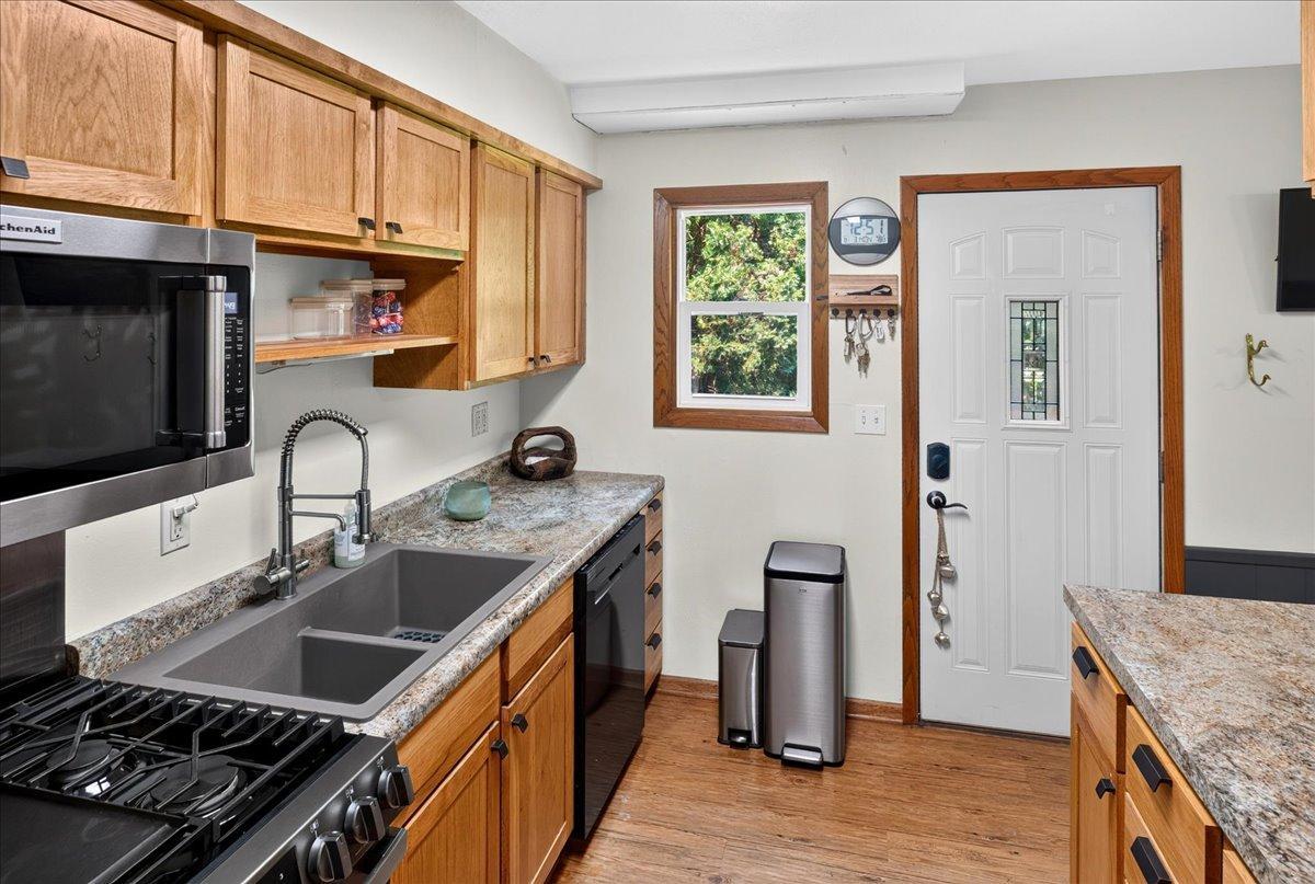 View of Residential Income at 25640 Wild Rose Lane, Shorewood MN 55331, Shorewood (16 of 46) - Mike Wilen | Minnesota Team Real Estate