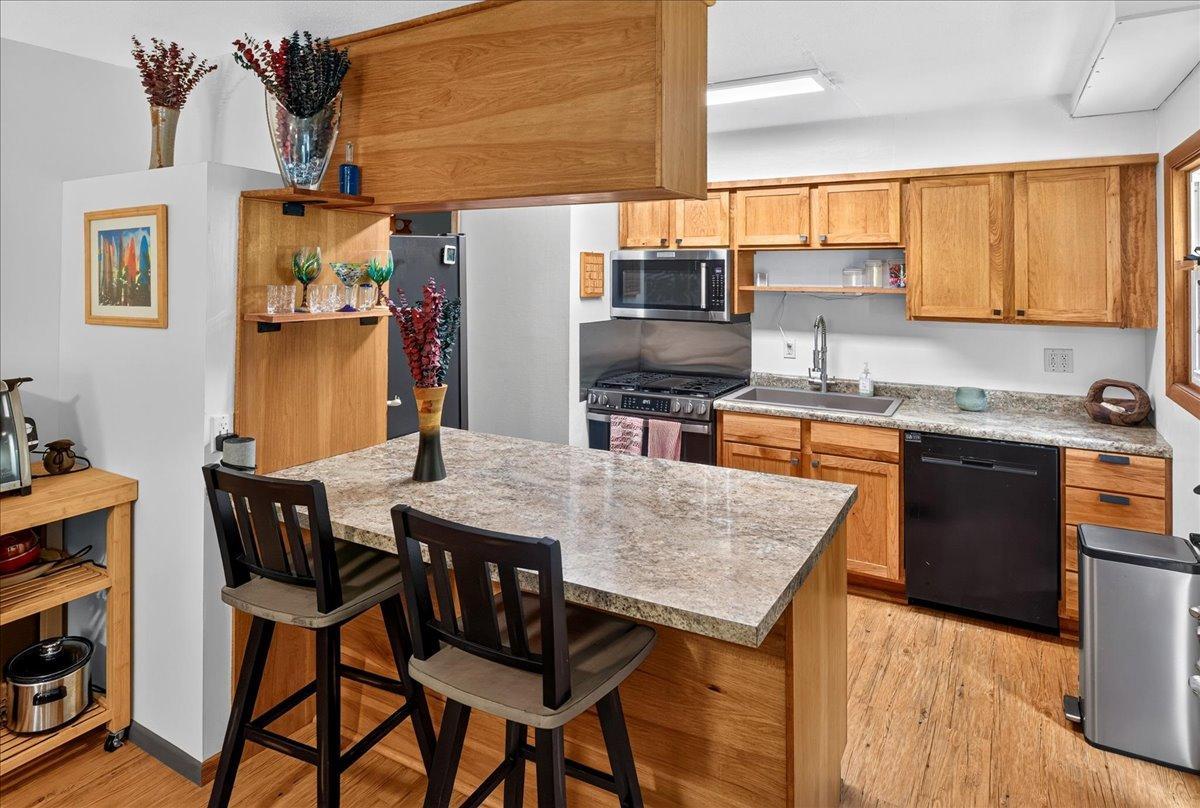 View of Residential Income at 25640 Wild Rose Lane, Shorewood MN 55331, Shorewood (14 of 46) - Mike Wilen | Minnesota Team Real Estate