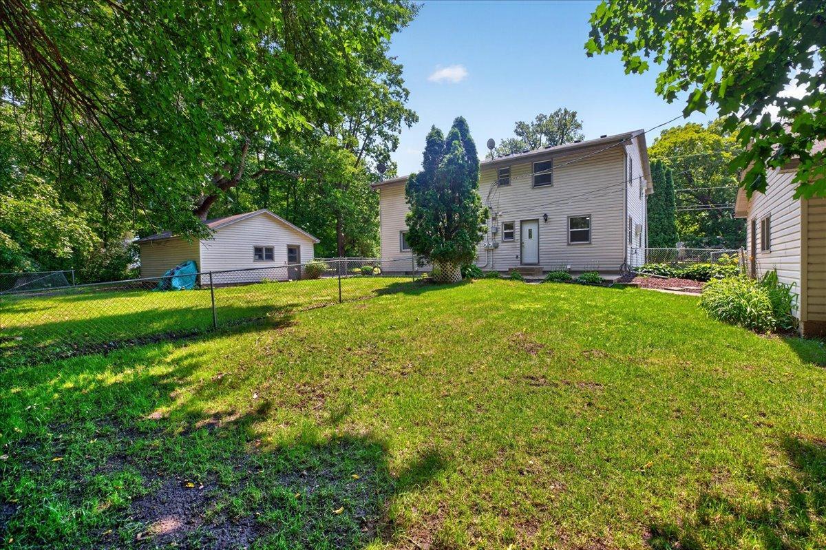 View of Residential Income at 25640 Wild Rose Lane, Shorewood MN 55331, Shorewood (8 of 46) - Mike Wilen | Minnesota Team Real Estate