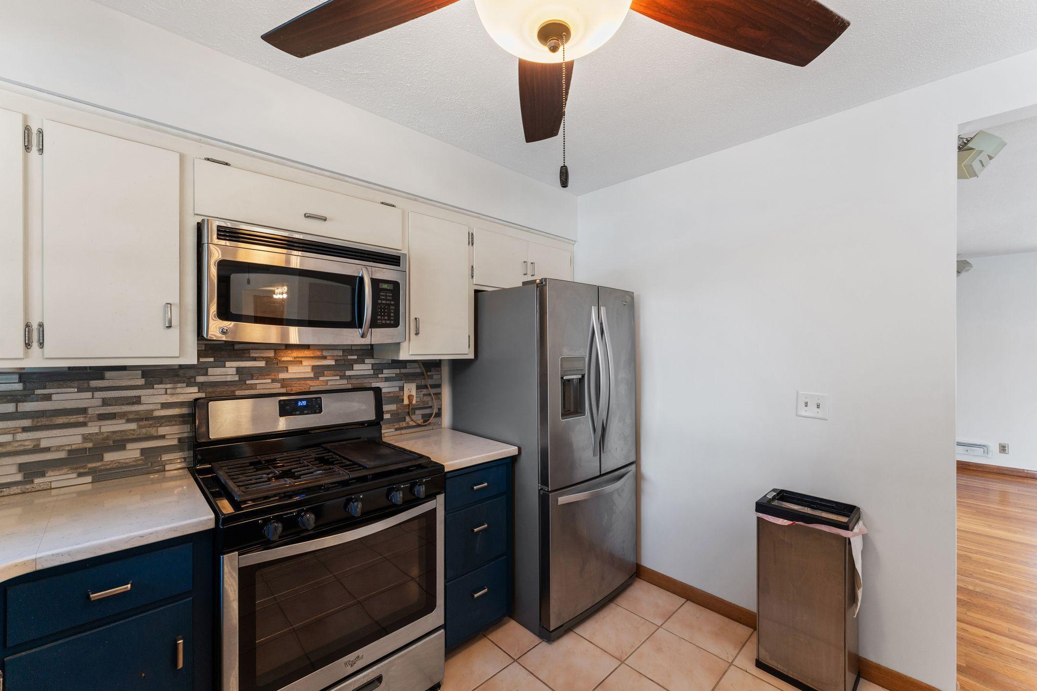 View of Residential at 14490 Gannon Way, Apple Valley MN 55124, Apple Valley (12 of 40) - Mike Wilen | Minnesota Team Real Estate
