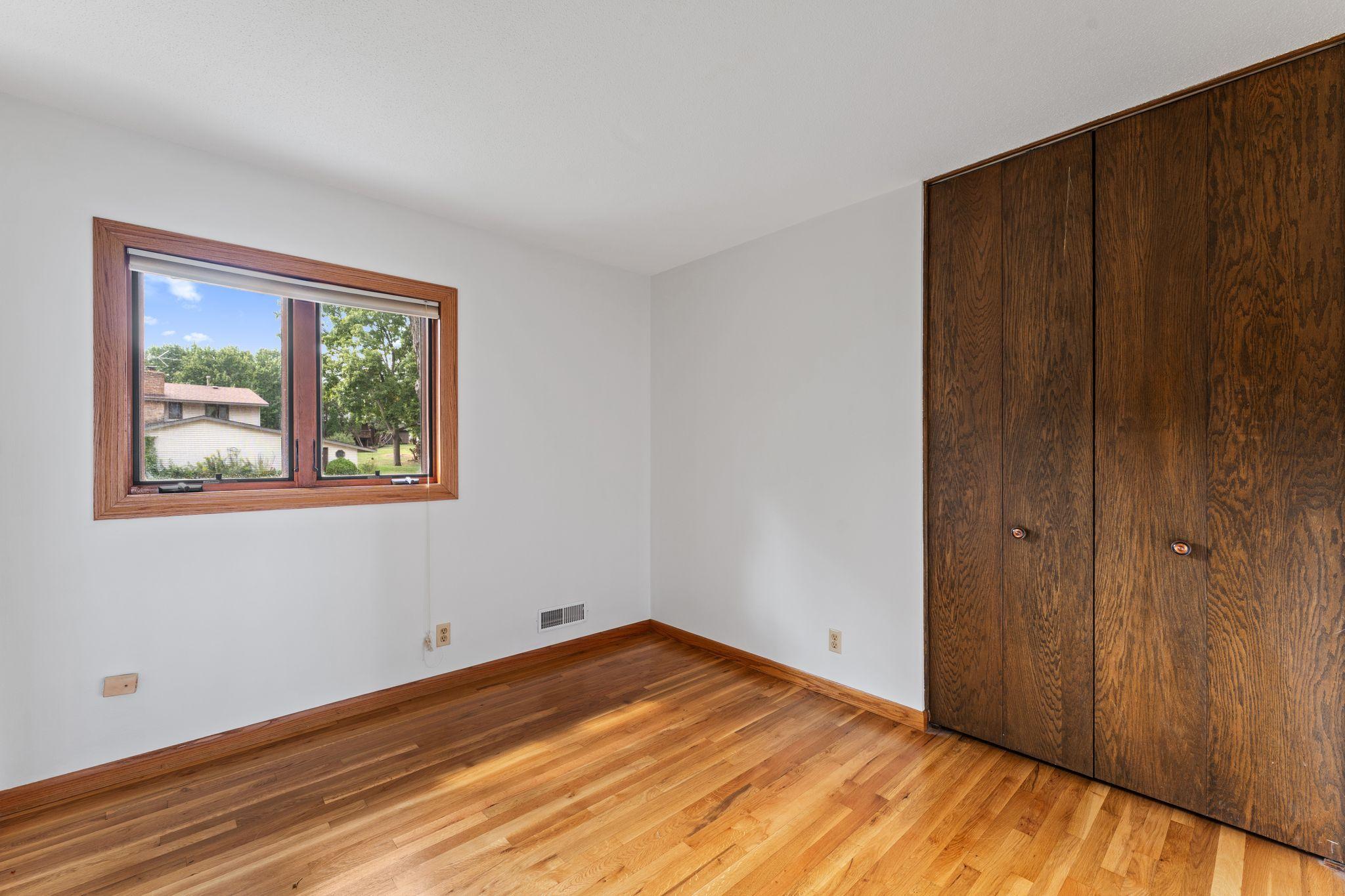 View of Residential at 14490 Gannon Way, Apple Valley MN 55124, Apple Valley (24 of 40) - Mike Wilen | Minnesota Team Real Estate