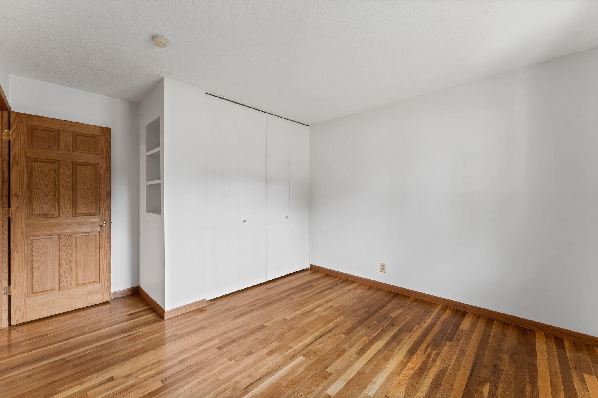 View of Residential at 14490 Gannon Way, Apple Valley MN 55124, Apple Valley (23 of 40) - Mike Wilen | Minnesota Team Real Estate