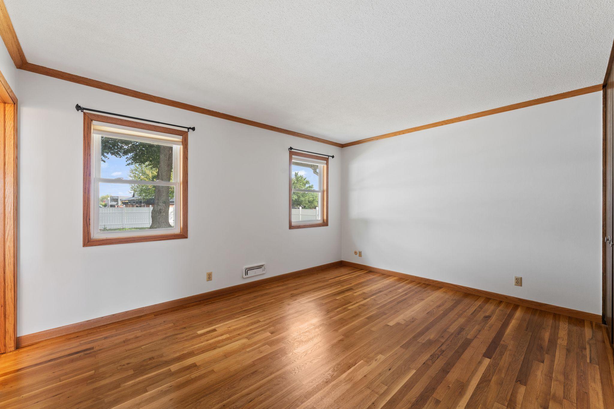 View of Residential at 14490 Gannon Way, Apple Valley MN 55124, Apple Valley (19 of 40) - Mike Wilen | Minnesota Team Real Estate