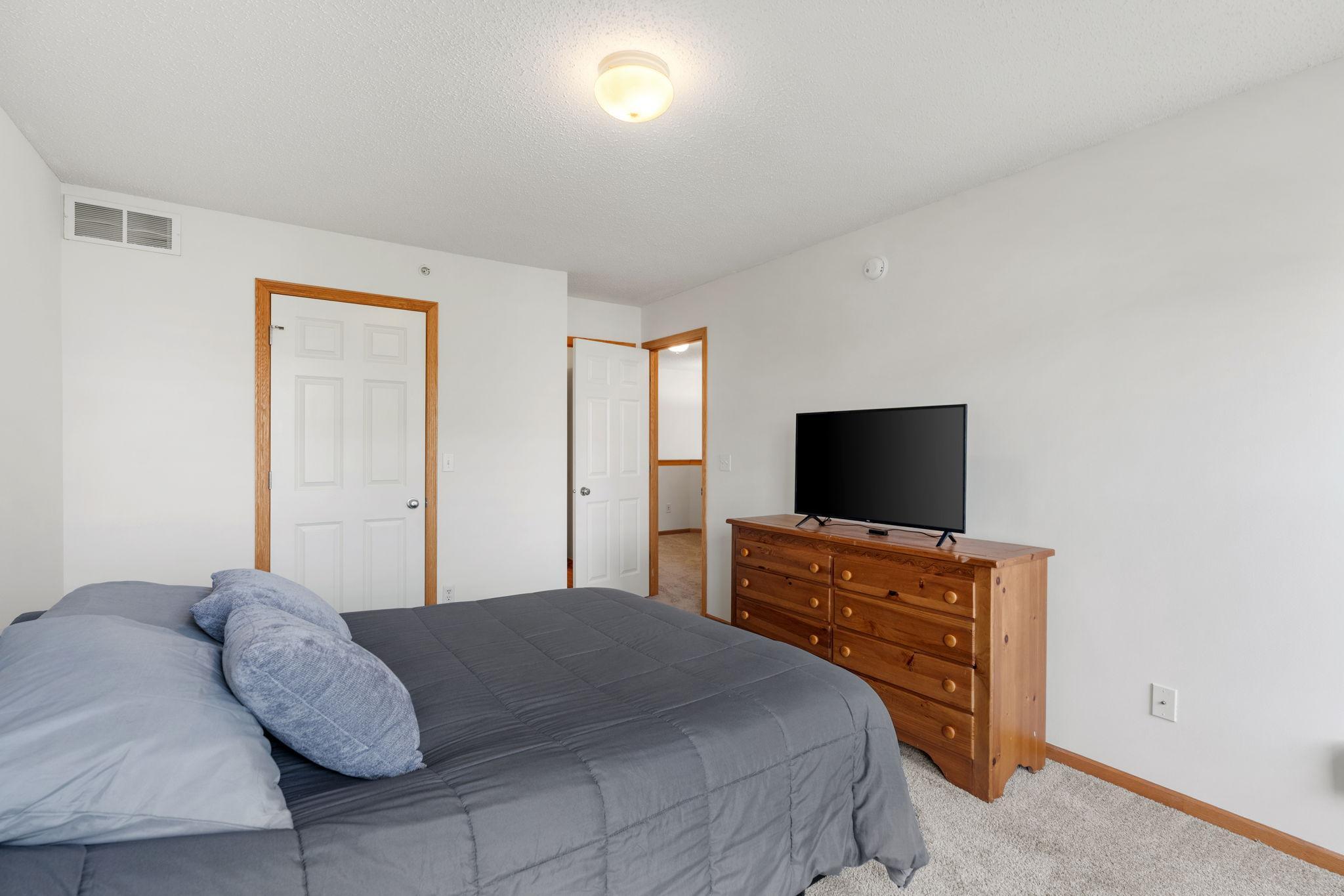 View of Residential at 7600 Southridge Court, Savage MN 55378, Savage (26 of 31) - Mike Wilen | Minnesota Team Real Estate