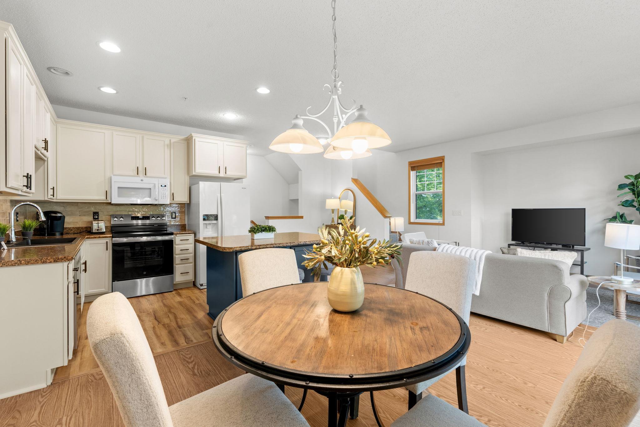 View of Residential at 7600 Southridge Court, Savage MN 55378, Savage (12 of 31) - Mike Wilen | Minnesota Team Real Estate