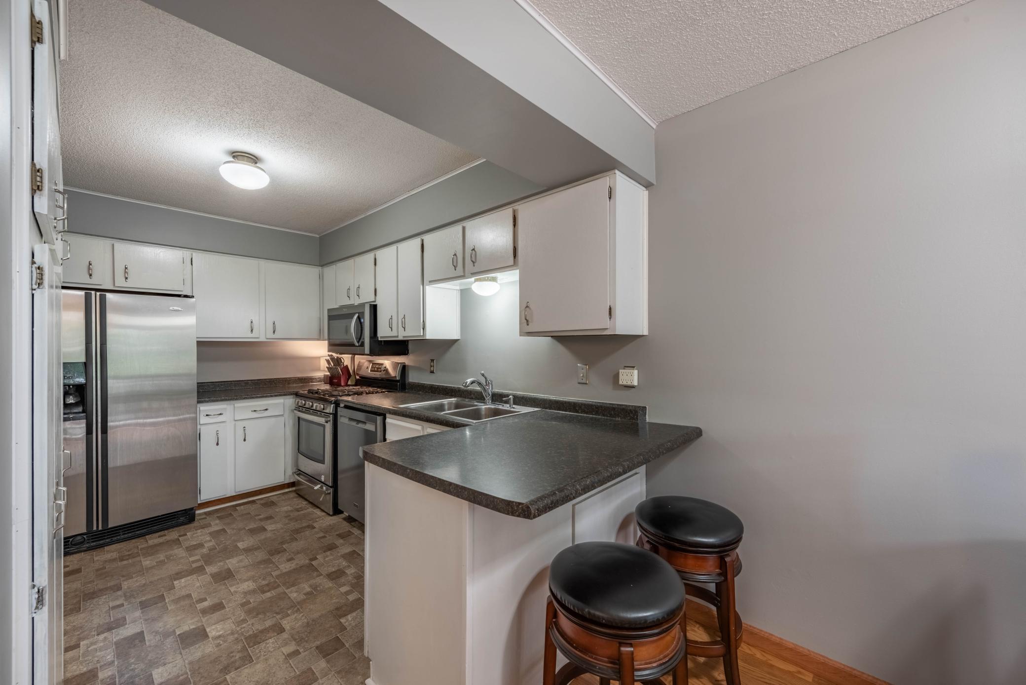 View of Residential at 1303 140th Street, Burnsville MN 55337, Burnsville (11 of 39) - Mike Wilen | Minnesota Team Real Estate