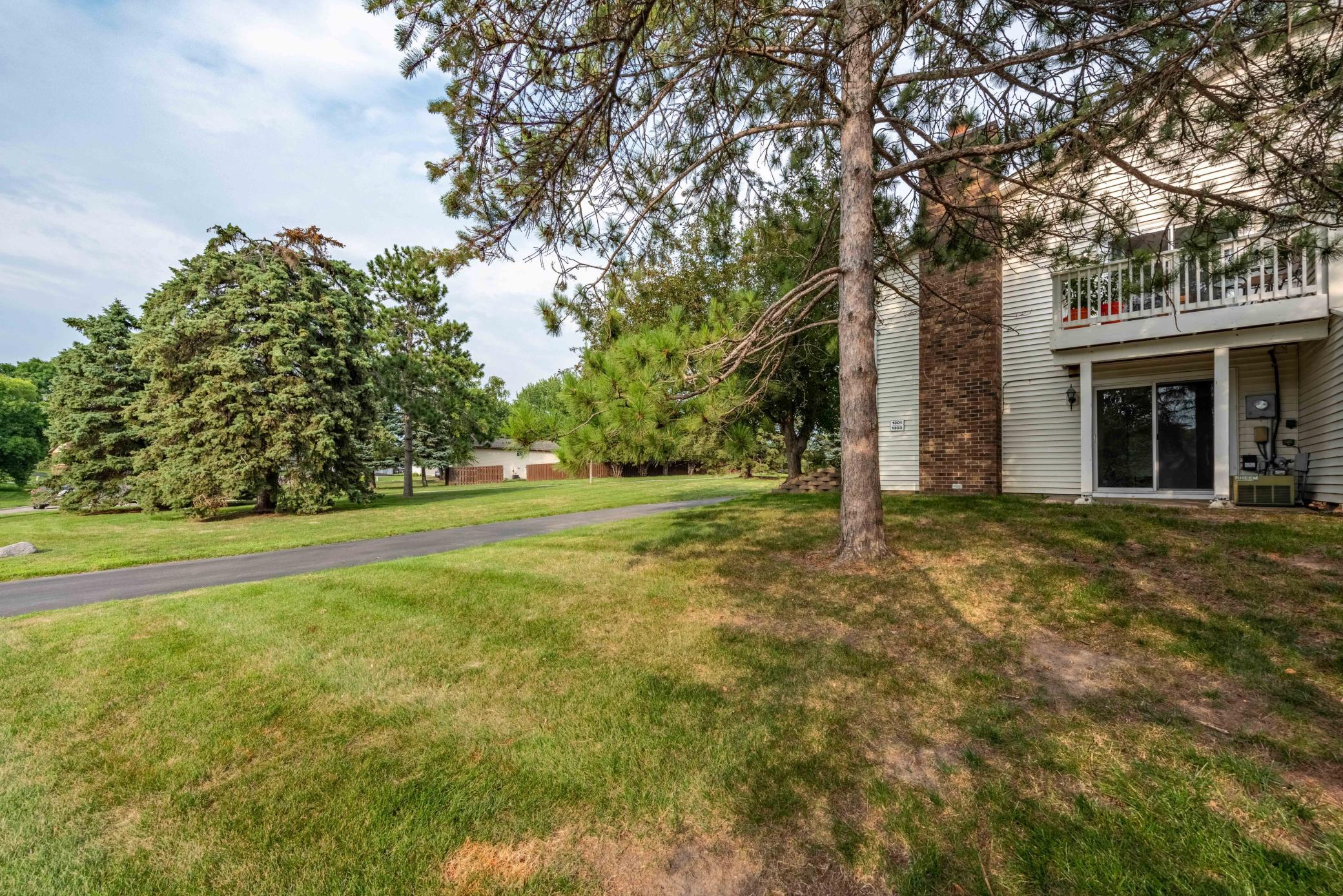 View of Residential at 1303 140th Street, Burnsville MN 55337, Burnsville (32 of 39) - Mike Wilen | Minnesota Team Real Estate
