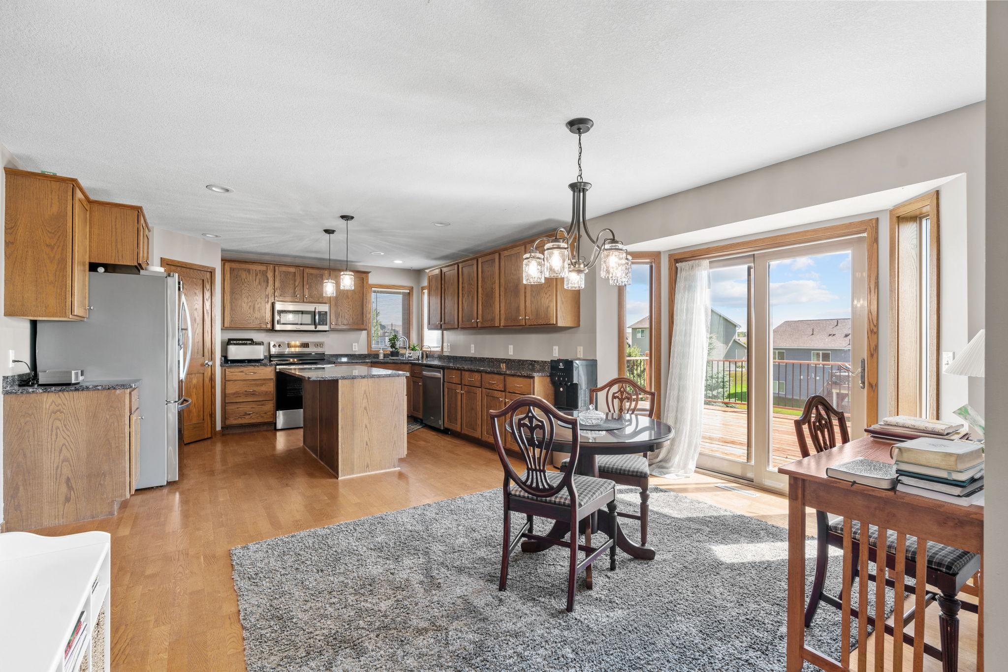 View of Residential at 930 Aspen Circle, Watertown MN 55388, Watertown (7 of 38) - Mike Wilen | Minnesota Team Real Estate