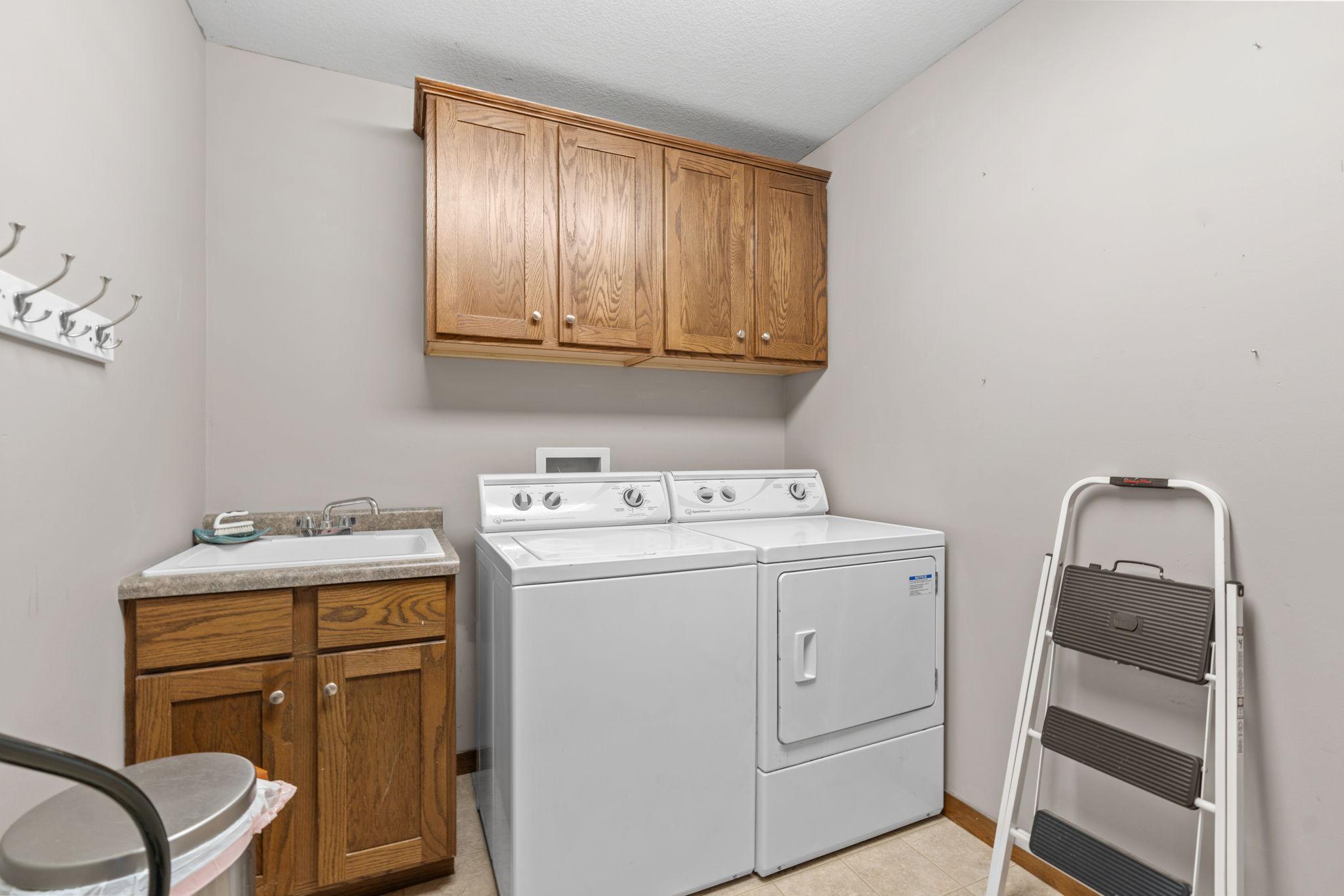 View of Residential at 930 Aspen Circle, Watertown MN 55388, Watertown (27 of 38) - Mike Wilen | Minnesota Team Real Estate
