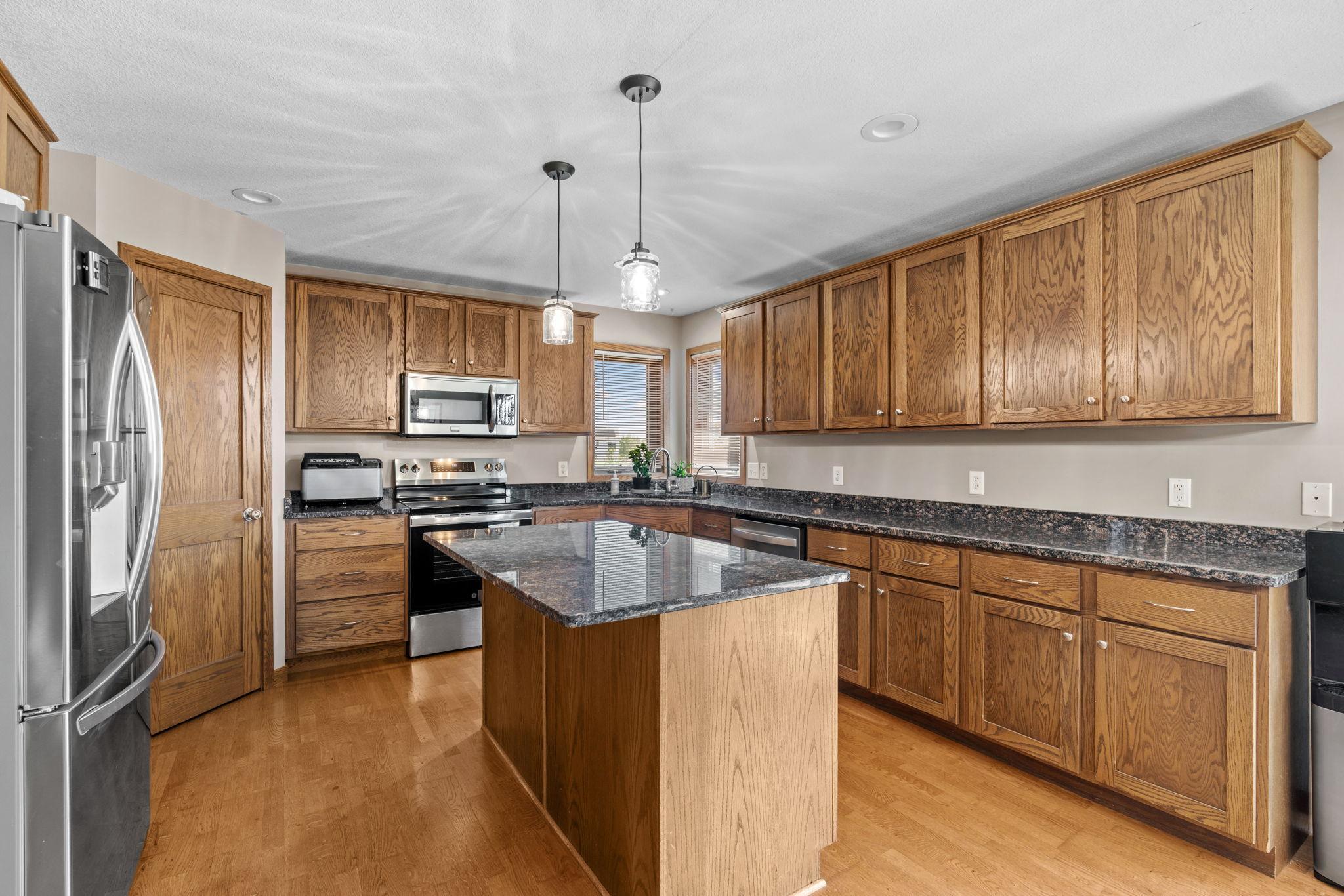 View of Residential at 930 Aspen Circle, Watertown MN 55388, Watertown (8 of 38) - Mike Wilen | Minnesota Team Real Estate