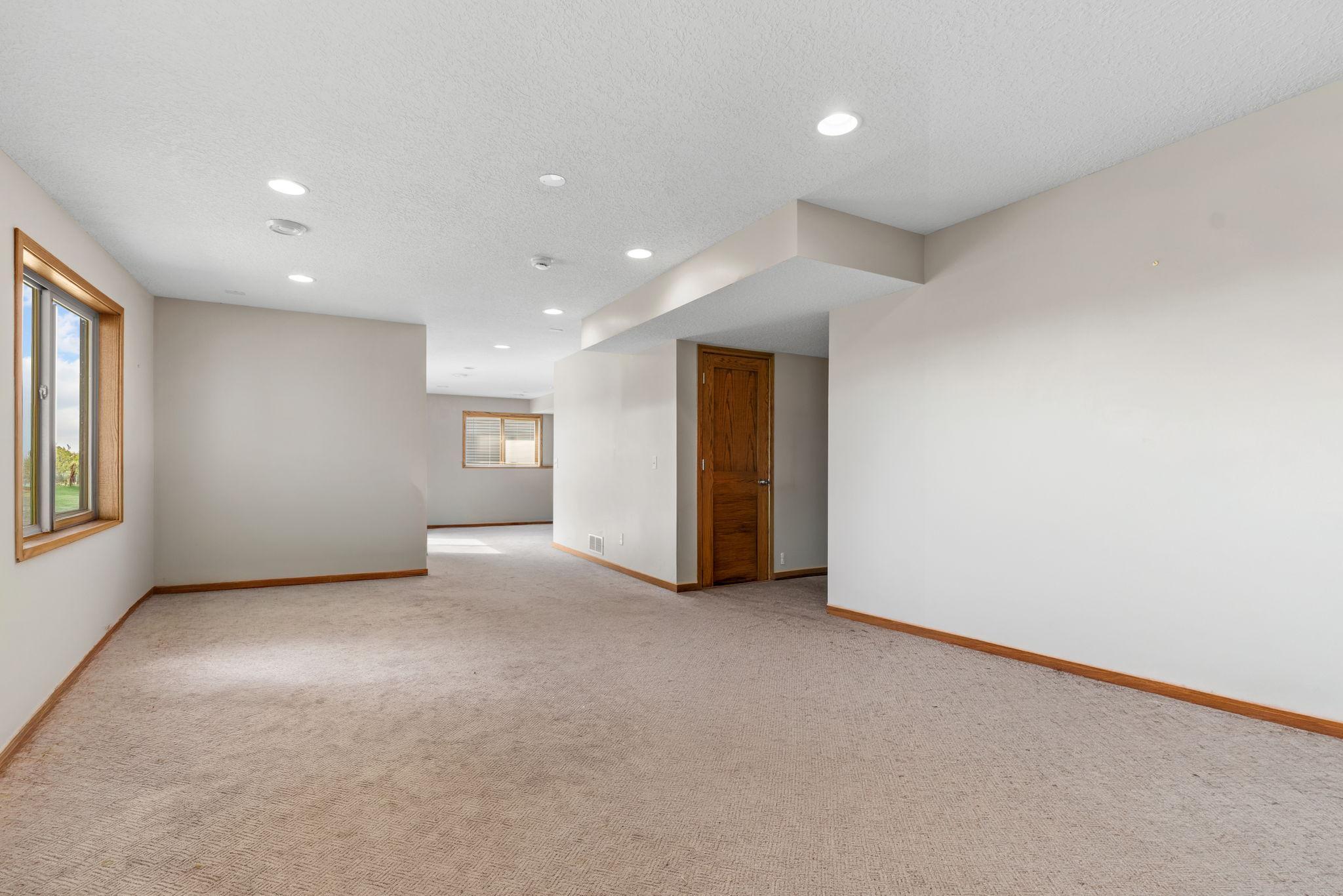 View of Residential at 930 Aspen Circle, Watertown MN 55388, Watertown (23 of 38) - Mike Wilen | Minnesota Team Real Estate