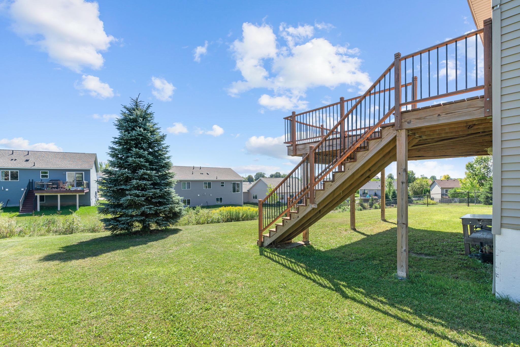 View of Residential at 930 Aspen Circle, Watertown MN 55388, Watertown (30 of 38) - Mike Wilen | Minnesota Team Real Estate
