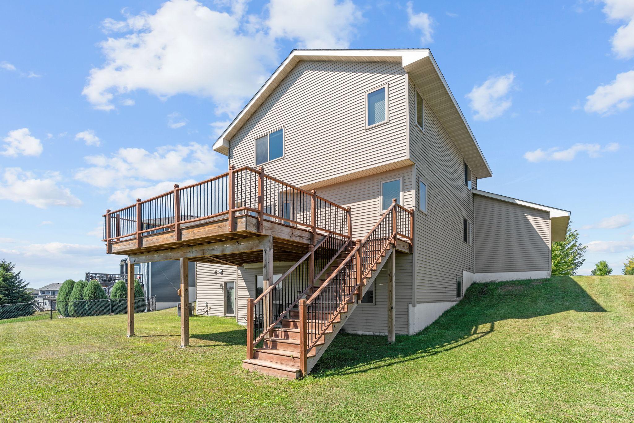 View of Residential at 930 Aspen Circle, Watertown MN 55388, Watertown (29 of 38) - Mike Wilen | Minnesota Team Real Estate