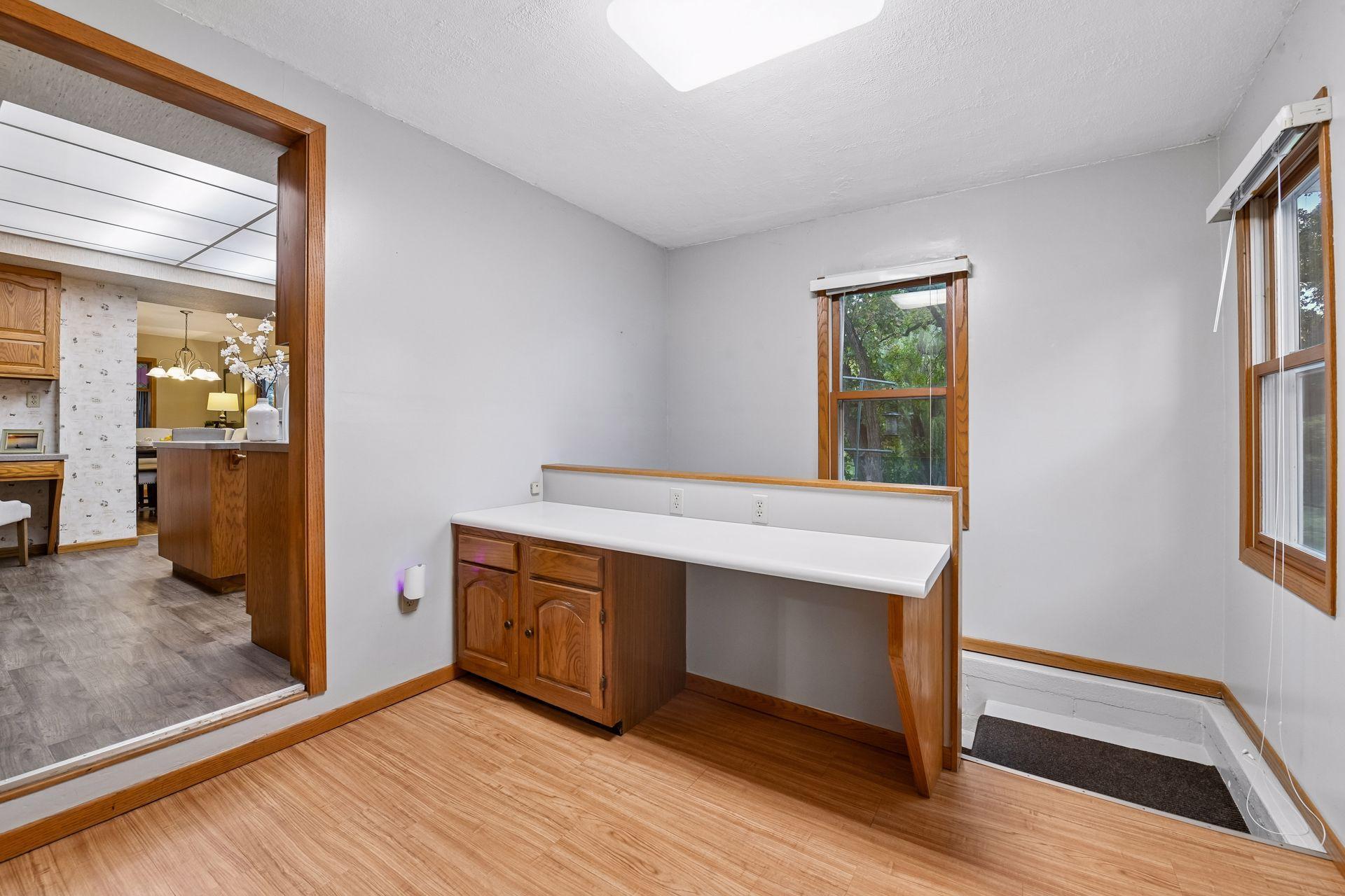 View of Residential at 18503 Hanus Road, Minnetonka MN 55345, Minnetonka (17 of 38) - Mike Wilen | Minnesota Team Real Estate