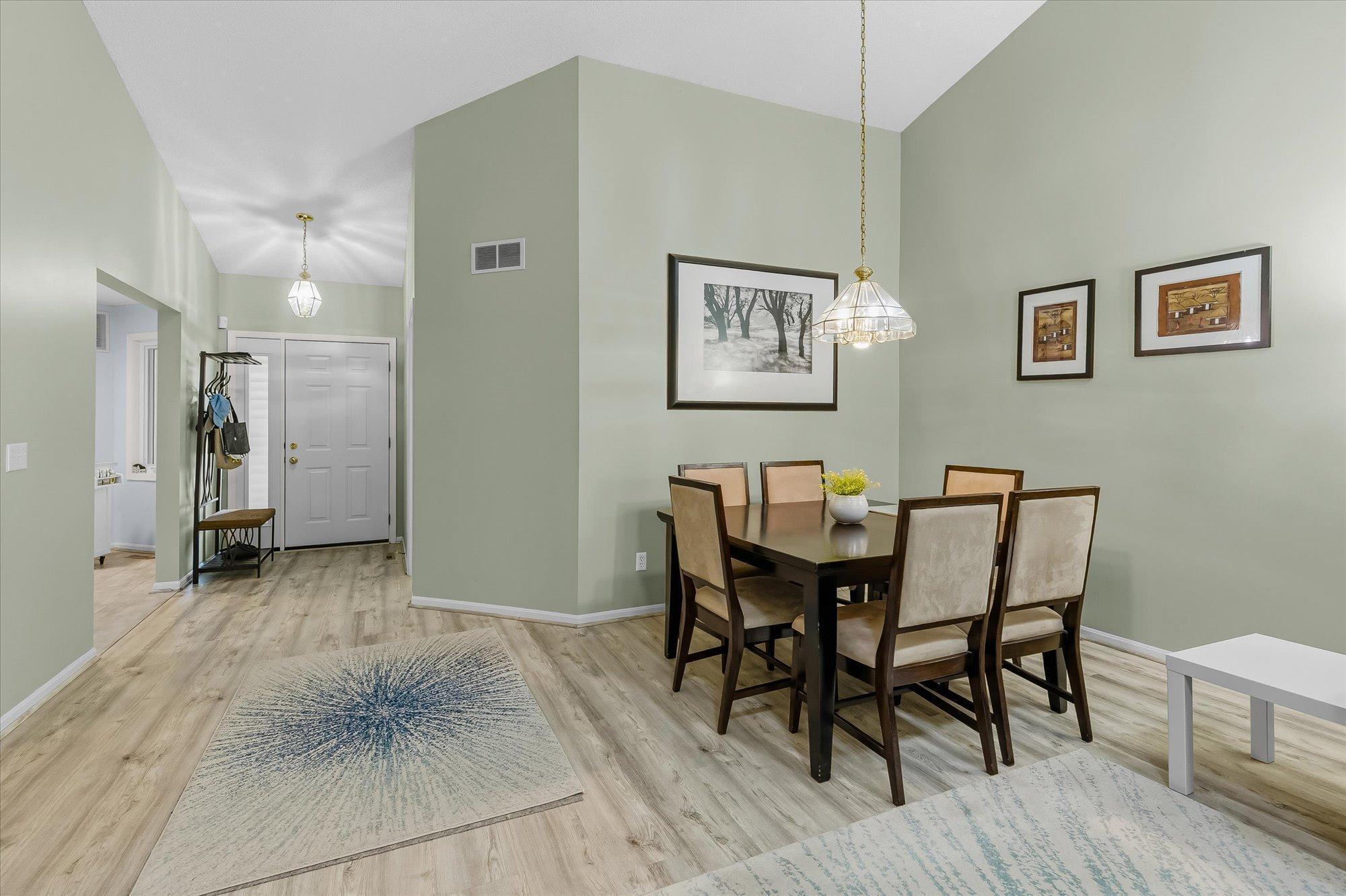 View of Residential at 7856 Heinbuch Trail, Woodbury MN 55125, Woodbury (11 of 33) - Mike Wilen | Minnesota Team Real Estate