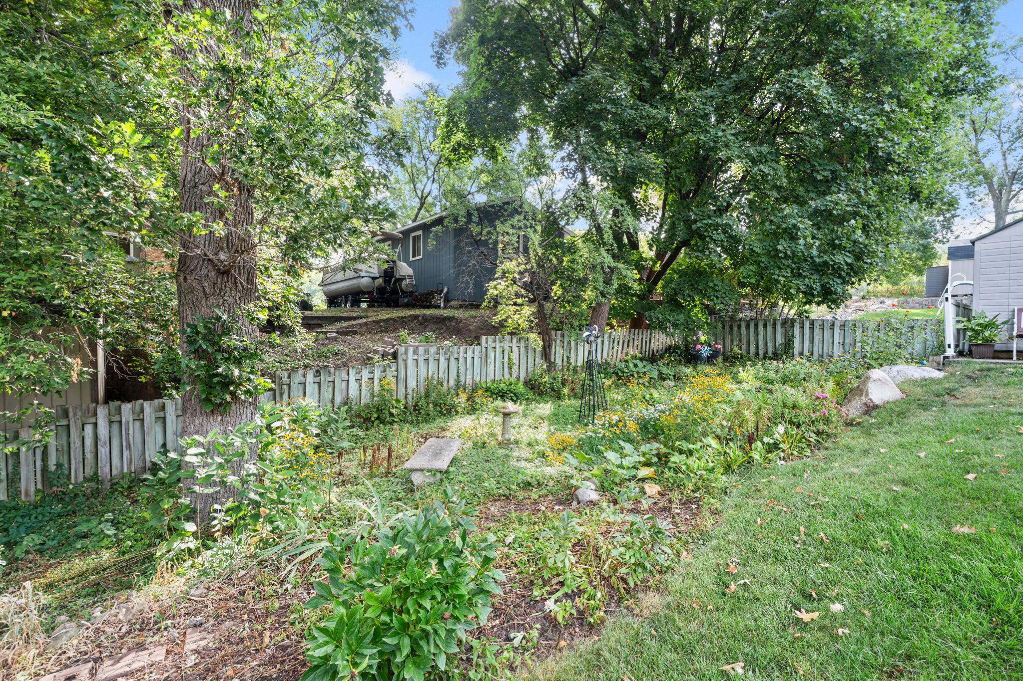 View of Residential at 13405 Walnut Drive, Burnsville MN 55337, Burnsville (35 of 38) - Mike Wilen | Minnesota Team Real Estate
