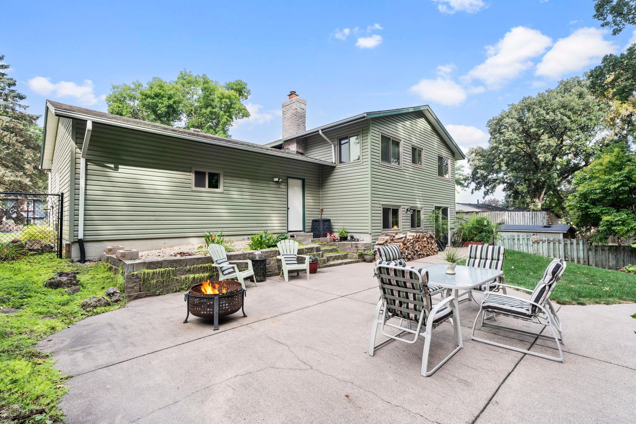 View of Residential at 13405 Walnut Drive, Burnsville MN 55337, Burnsville (30 of 38) - Mike Wilen | Minnesota Team Real Estate