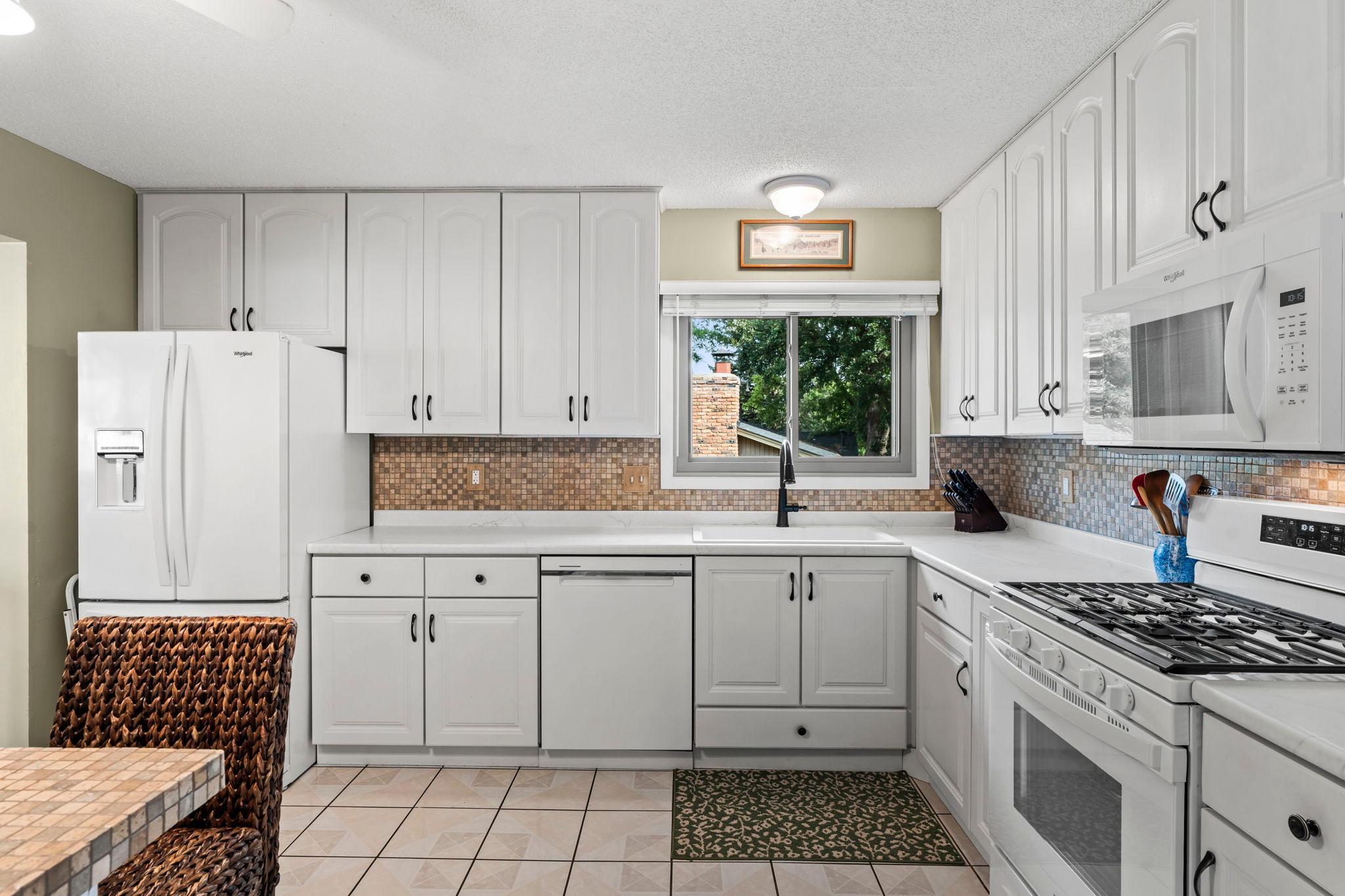View of Residential at 13405 Walnut Drive, Burnsville MN 55337, Burnsville (8 of 38) - Mike Wilen | Minnesota Team Real Estate