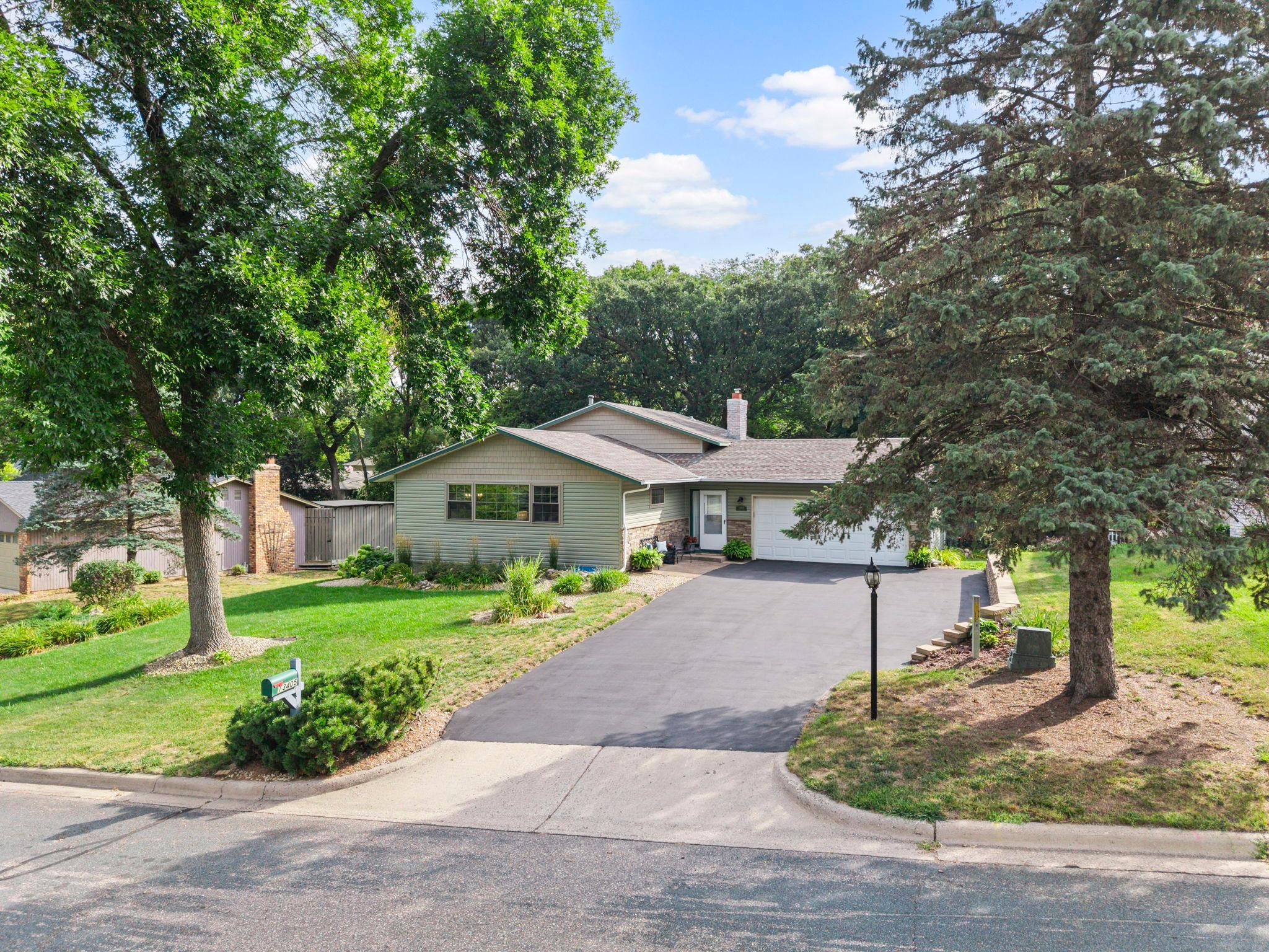 View of Residential at 13405 Walnut Drive, Burnsville MN 55337, Burnsville (38 of 38) - Mike Wilen | Minnesota Team Real Estate