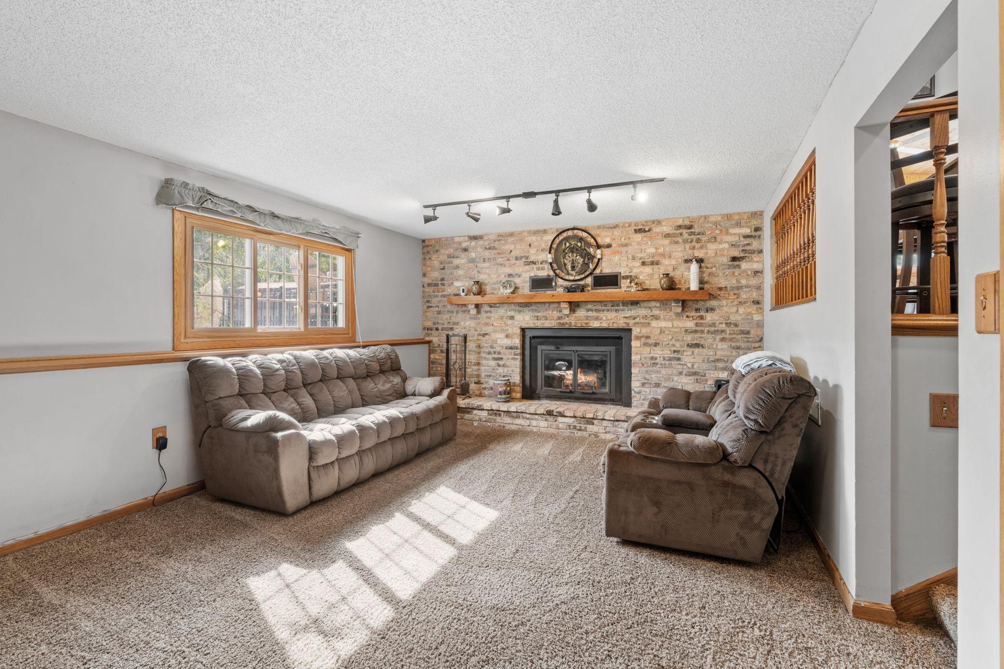 View of Residential at 4717 Covington Circle, Eagan MN 55122, Eagan (18 of 30) - Mike Wilen | Minnesota Team Real Estate