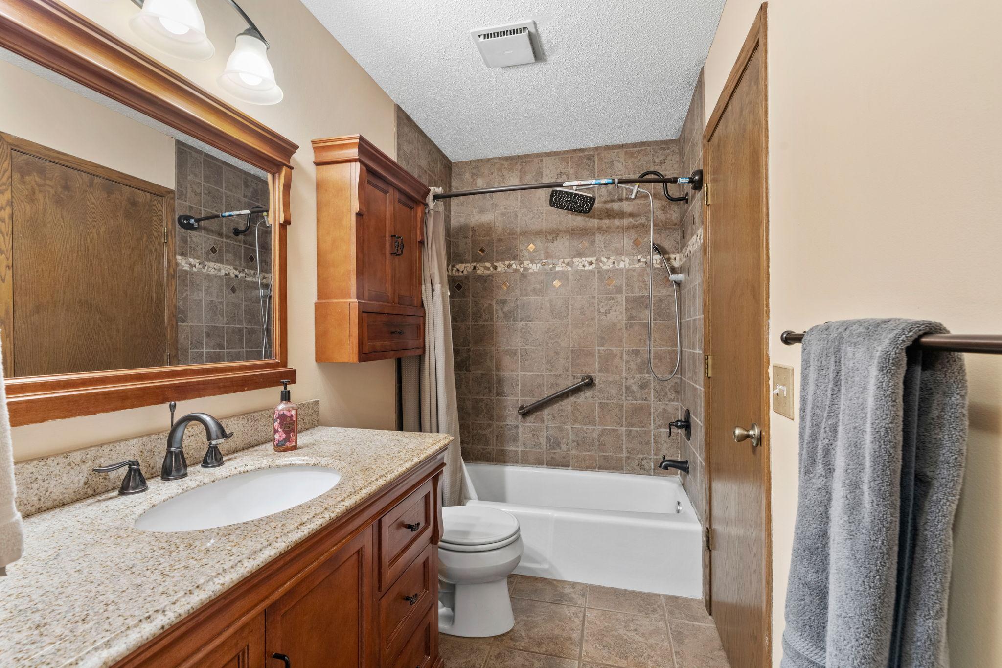 View of Residential at 4717 Covington Circle, Eagan MN 55122, Eagan (15 of 30) - Mike Wilen | Minnesota Team Real Estate