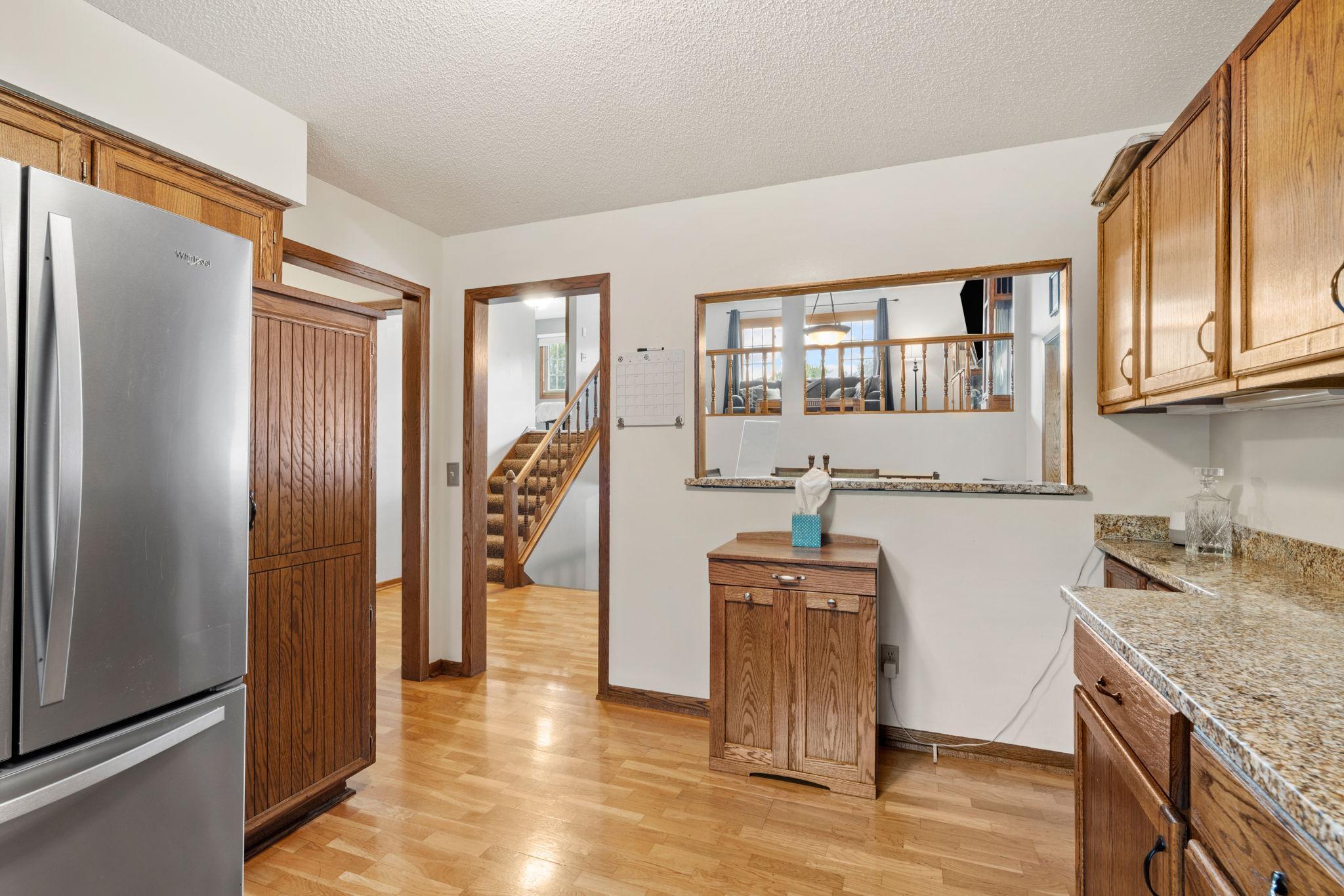 View of Residential at 4717 Covington Circle, Eagan MN 55122, Eagan (9 of 30) - Mike Wilen | Minnesota Team Real Estate