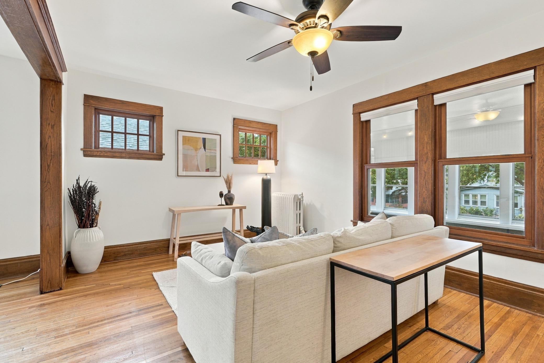 View of Residential at 1129 Edmund Avenue, Saint Paul MN 55104, Saint Paul (4 of 27) - Mike Wilen | Minnesota Team Real Estate