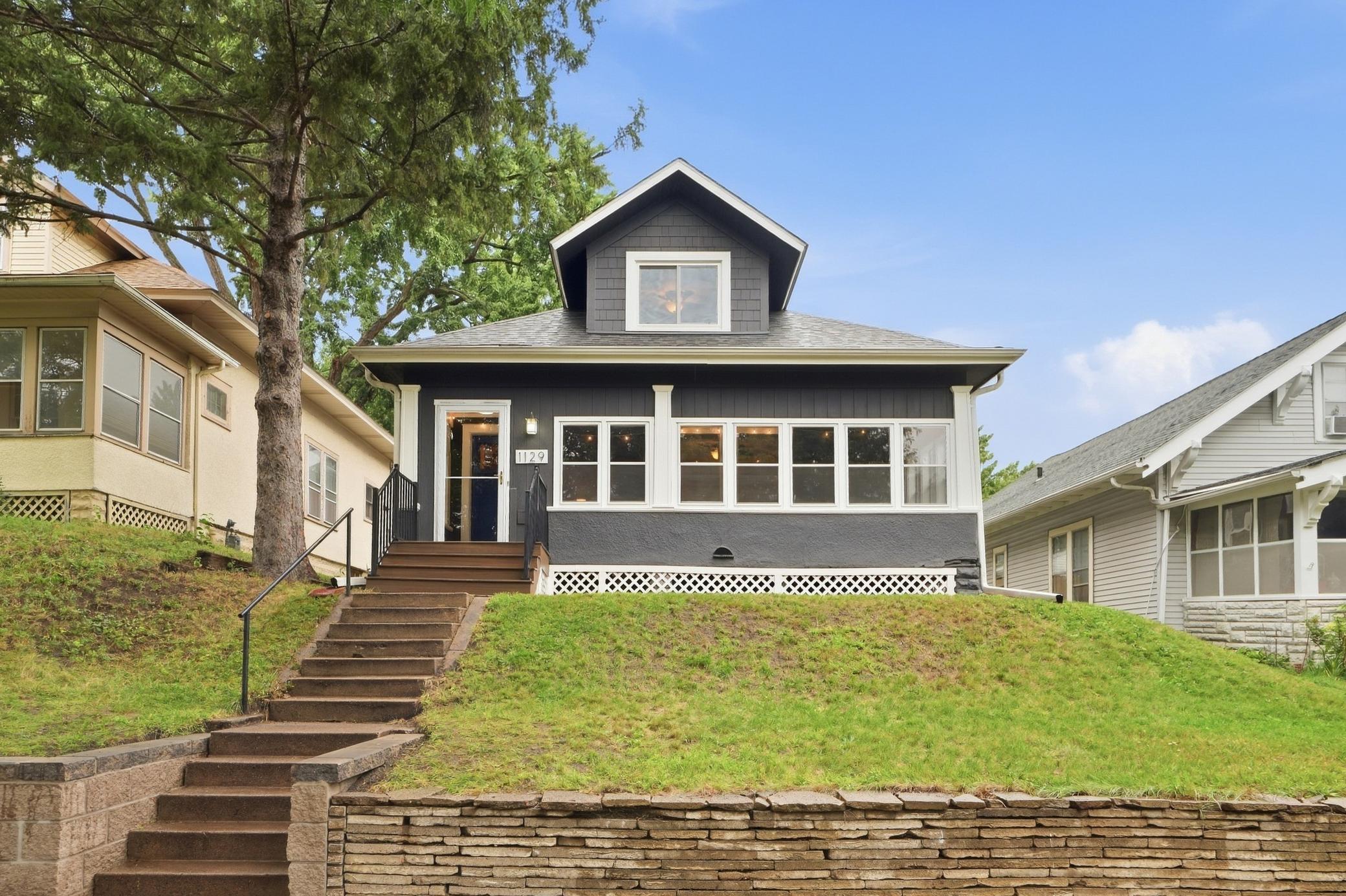 View of Single Family at 1129 Edmund Avenue, Saint Paul - Mike Wilen | Minnesota Team Real Estate