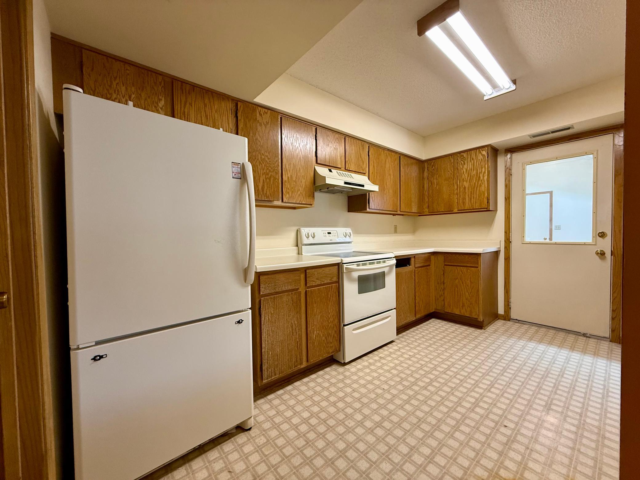 View of Residential at 2527 Wimbledon Place, Woodbury MN 55125, Woodbury (14 of 24) - Mike Wilen | Minnesota Team Real Estate